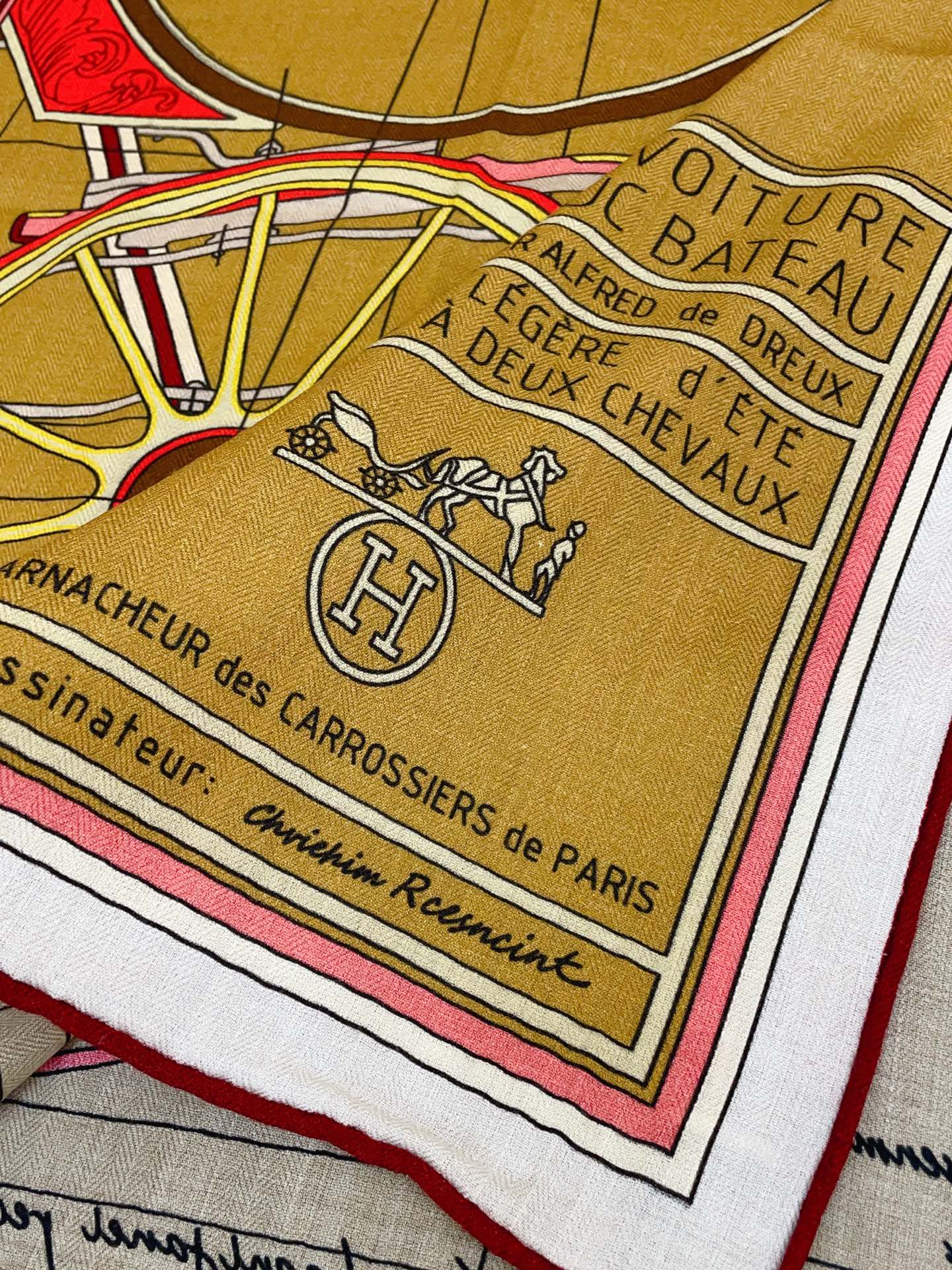 ✨✨【双面异色 丝毛款】H家羊绒新款 买了都说好看‼️推荐💕【小型马车 140】羊绒方巾‼️H家ZG爆款