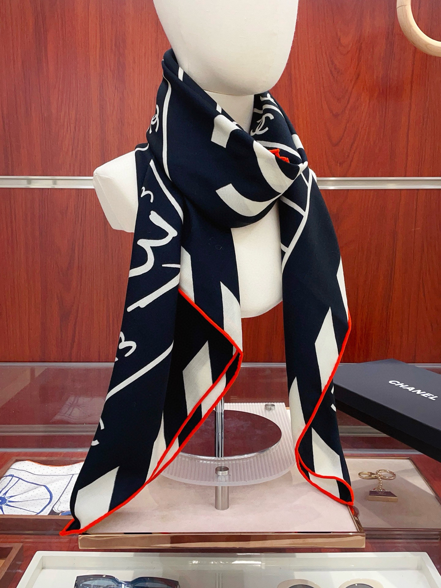 ✨✨【双面同色 丝毛款】小香 羊绒方巾‼️抢‼️VIP推荐 ‼️👍下手一定要快【高端 大爱 ‼️纯羊绒 