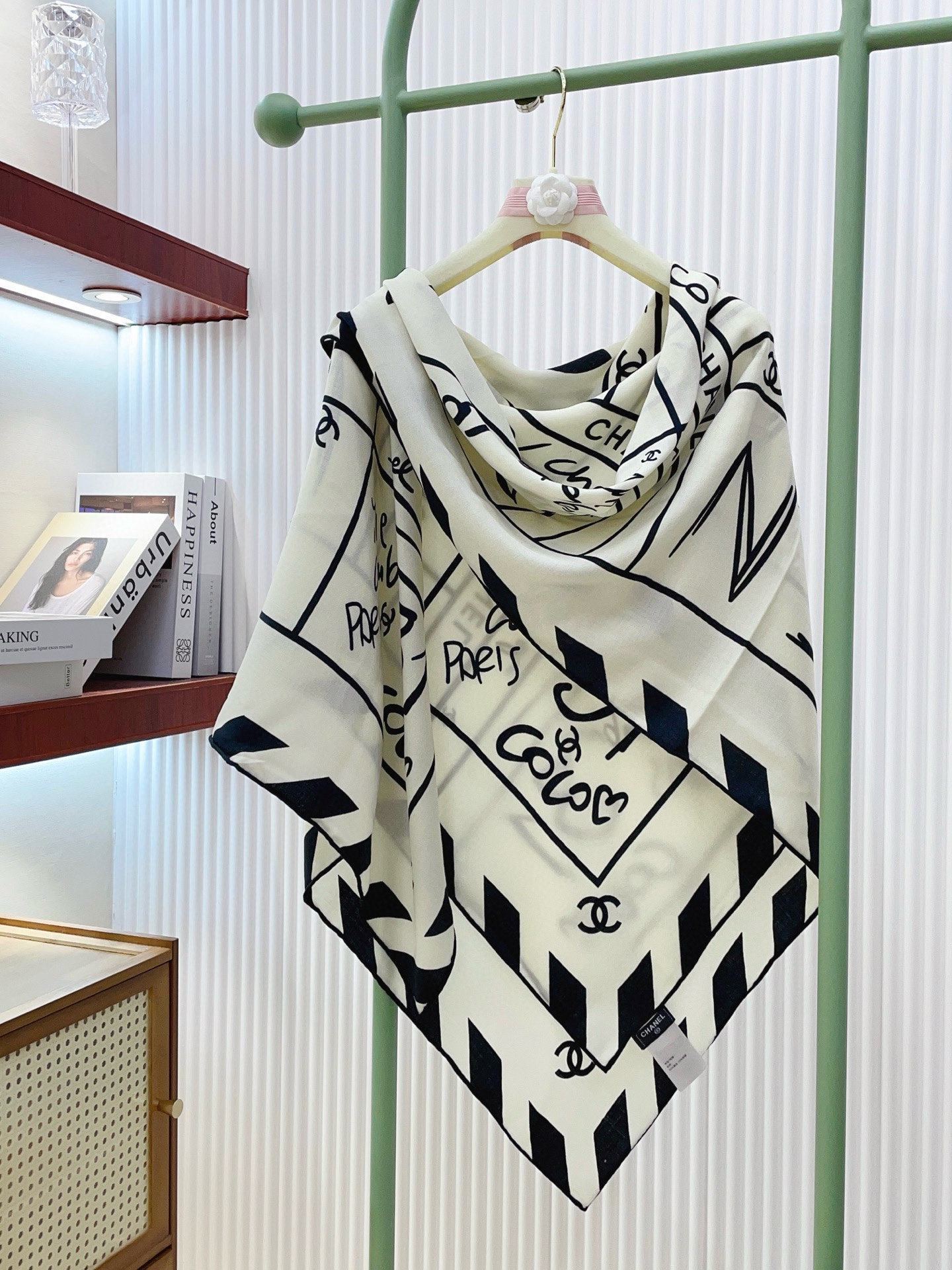 ✨✨【双面同色 丝毛款】小香 羊绒方巾‼️抢‼️VIP推荐 ‼️👍下手一定要快【高端 大爱 ‼️纯羊绒 