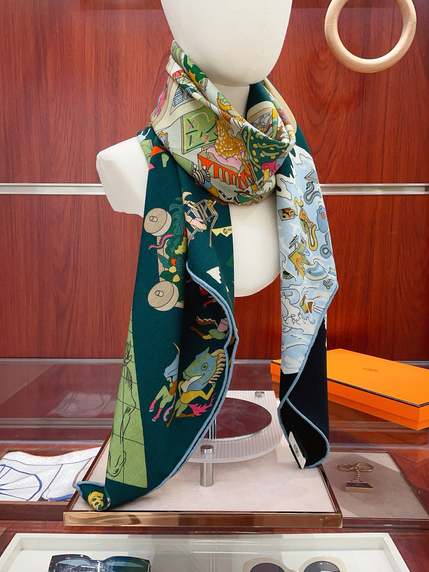 ✨✨【双面同色 丝毛款】H家羊绒新款 买了都说好看‼️推荐💕【马术学院 140】羊绒方巾‼️H家ZG爆款