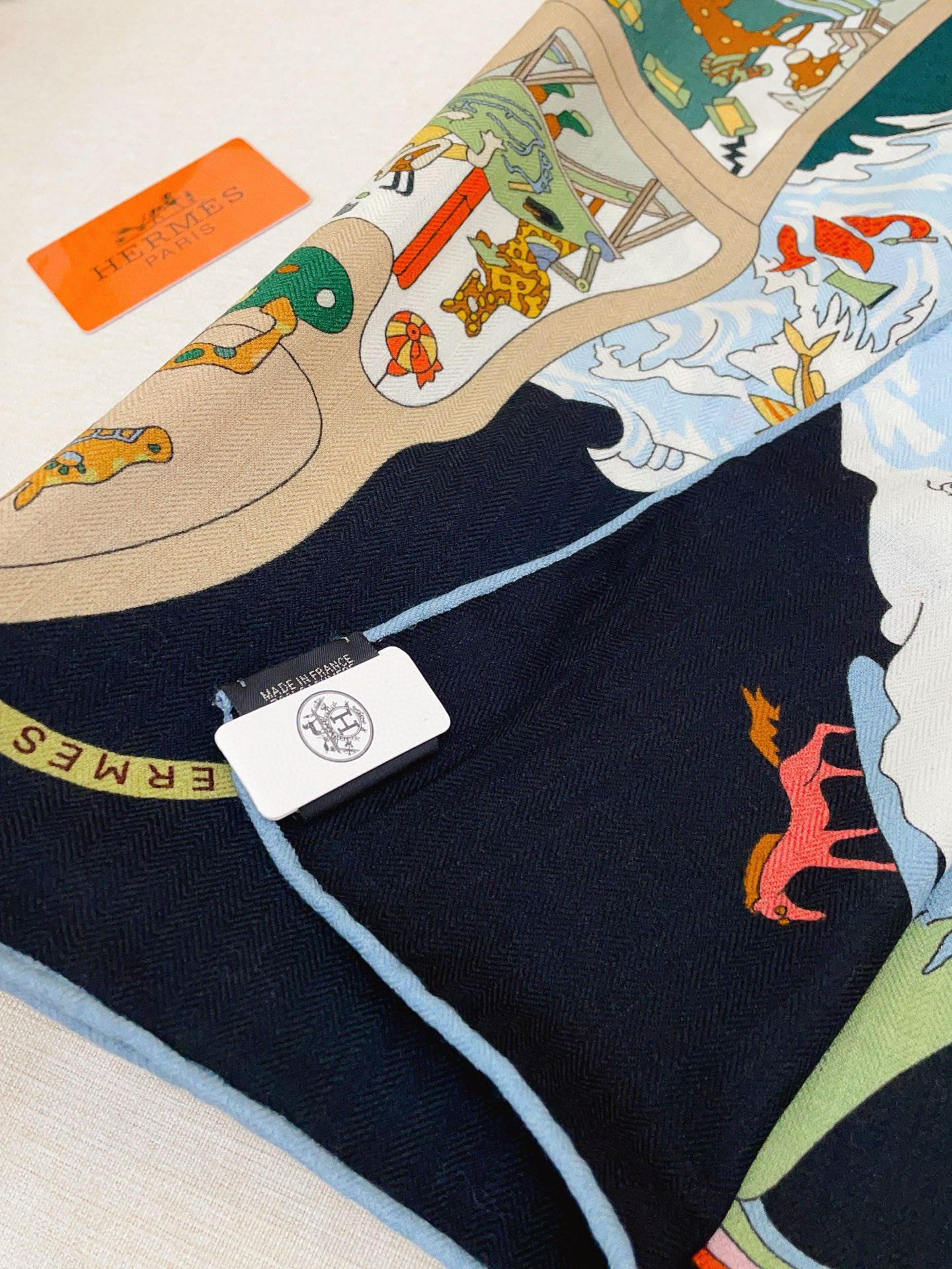 ✨✨【双面同色 丝毛款】H家羊绒新款 买了都说好看‼️推荐💕【马术学院 140】羊绒方巾‼️H家ZG爆款