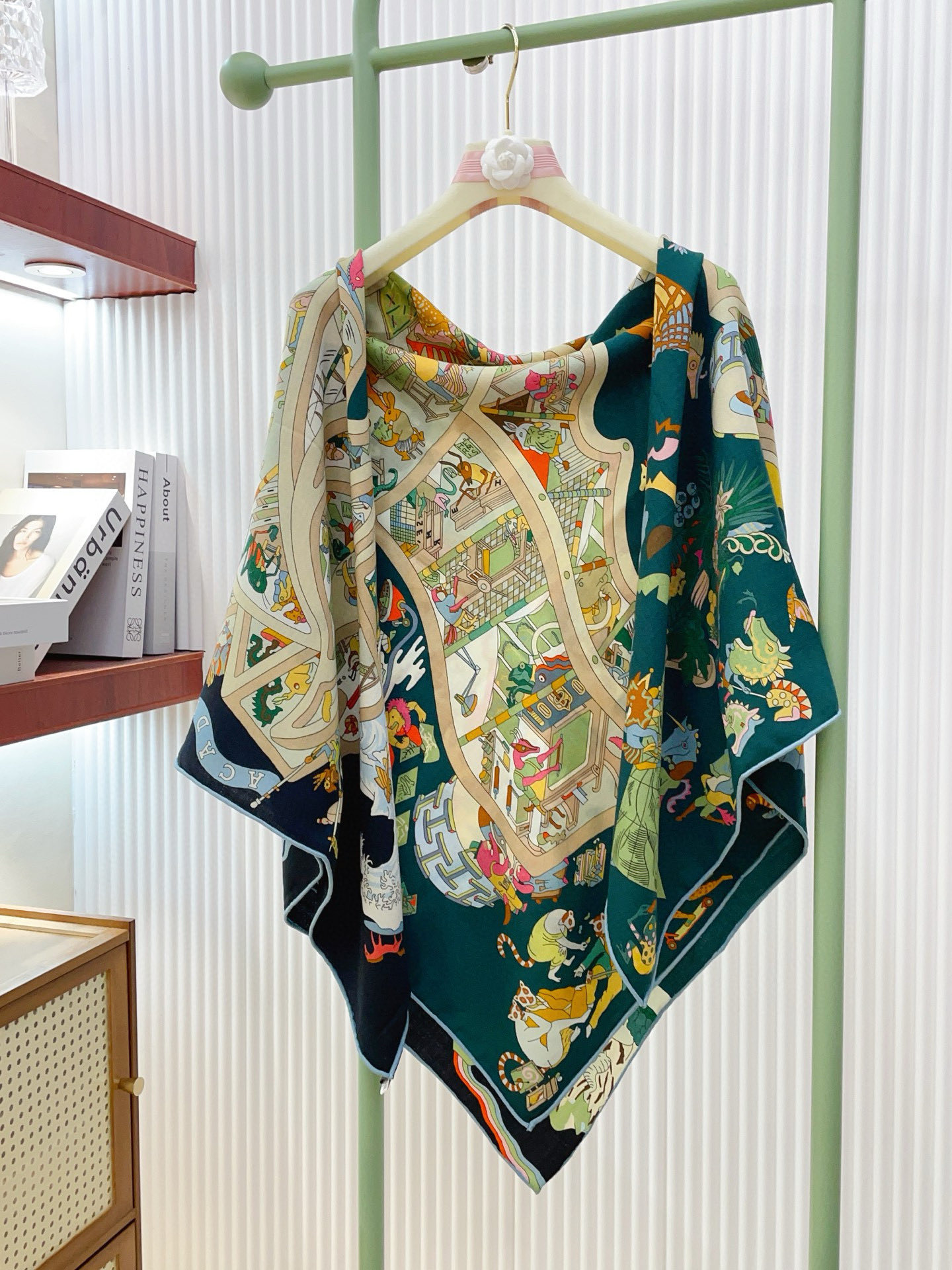 ✨✨【双面同色 丝毛款】H家羊绒新款 买了都说好看‼️推荐💕【马术学院 140】羊绒方巾‼️H家ZG爆款