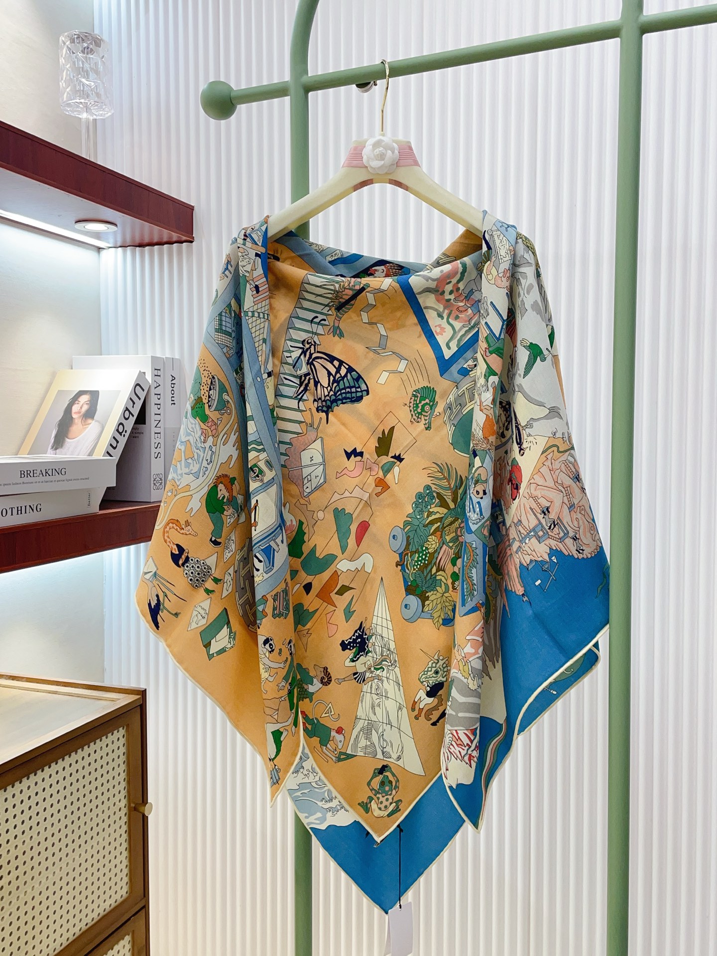 ✨✨【双面同色 丝毛款】H家羊绒新款 买了都说好看‼️推荐💕【马术学院 140】羊绒方巾‼️H家ZG爆款