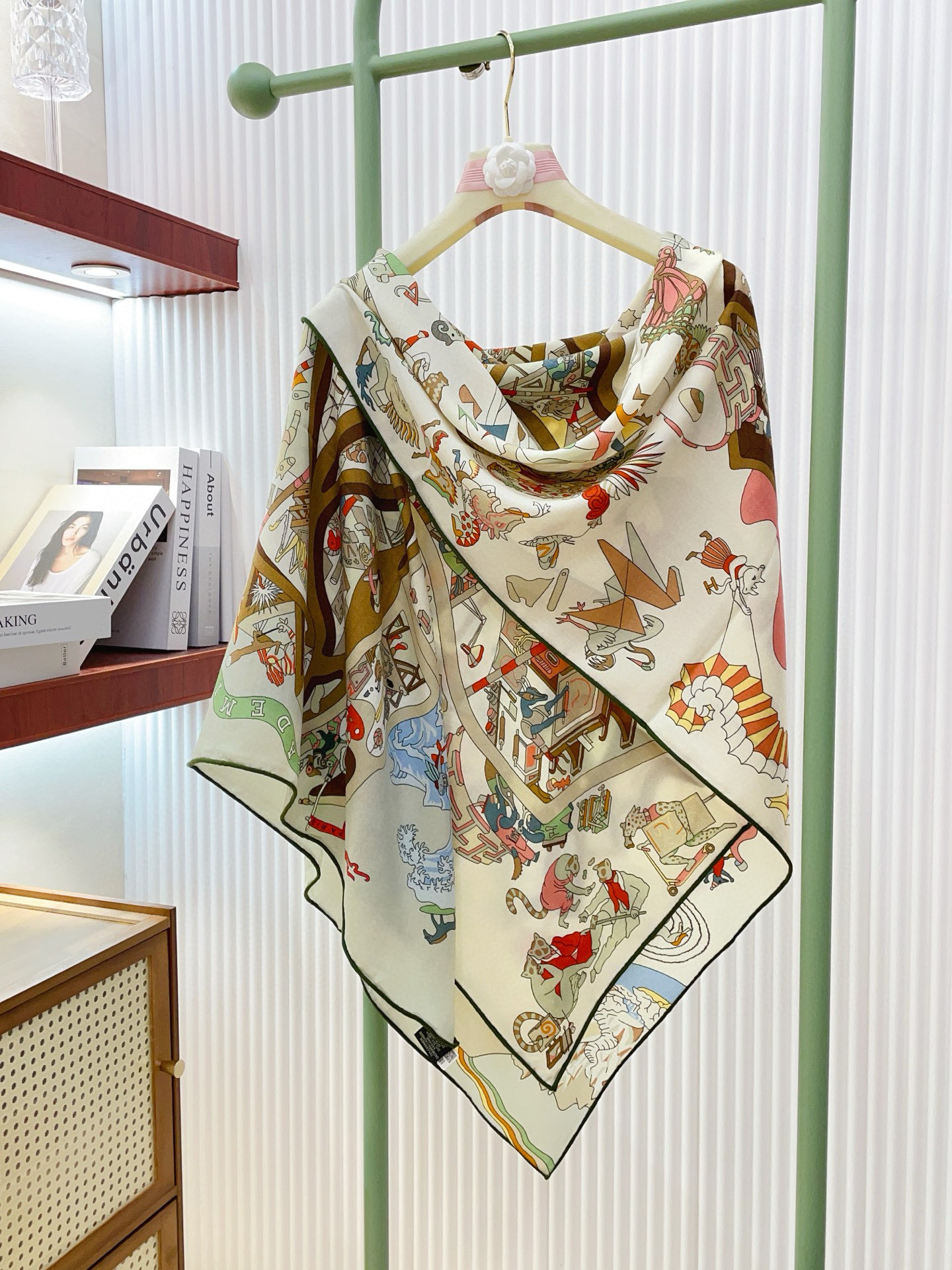 ✨✨【双面同色 丝毛款】H家羊绒新款 买了都说好看‼️推荐💕【马术学院 140】羊绒方巾‼️H家ZG爆款