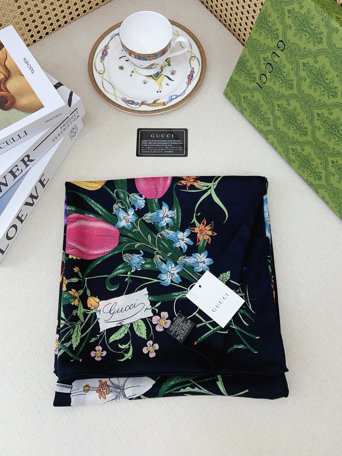 ✨✨【双面同色 丝毛款】大G【花卉140】羊绒方巾‼️抢‼️VIP推荐 ‼️👍下手一定要快【高端 大爱 