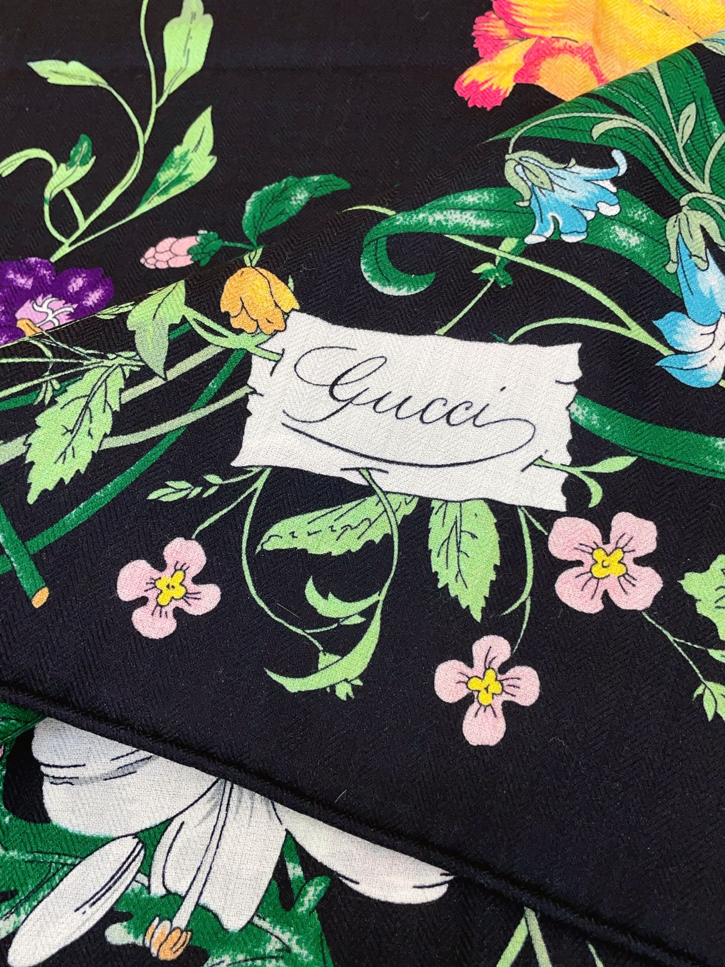 ✨✨【双面同色 丝毛款】大G【花卉140】羊绒方巾‼️抢‼️VIP推荐 ‼️👍下手一定要快【高端 大爱 