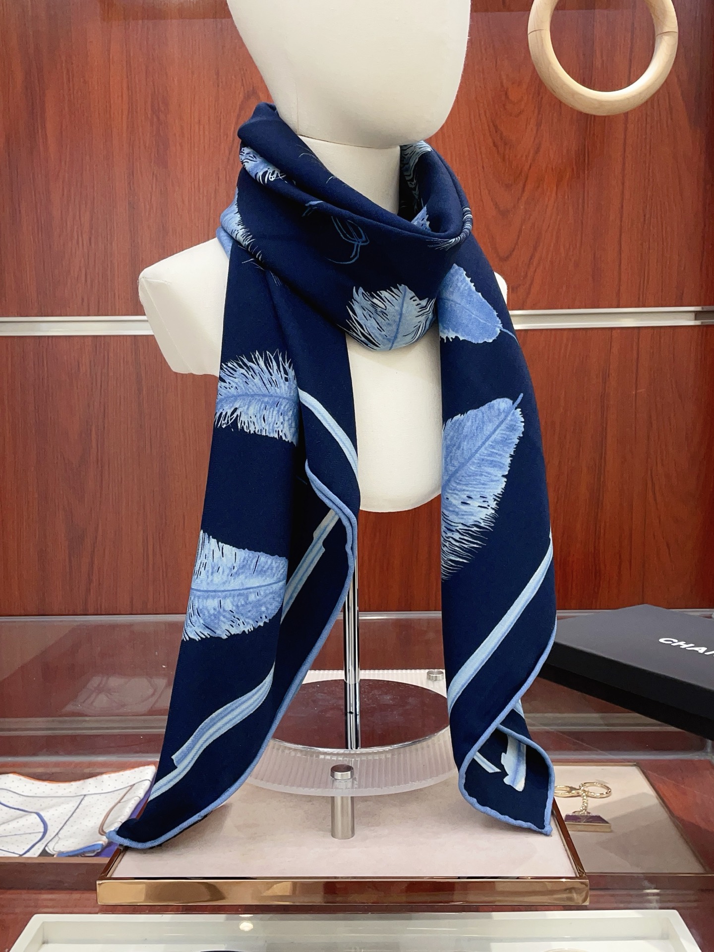 ✨✨【双面同色 丝毛款】小香 羊绒方巾‼️抢‼️VIP推荐 ‼️👍下手一定要快【高端 大爱 ‼️纯羊绒 