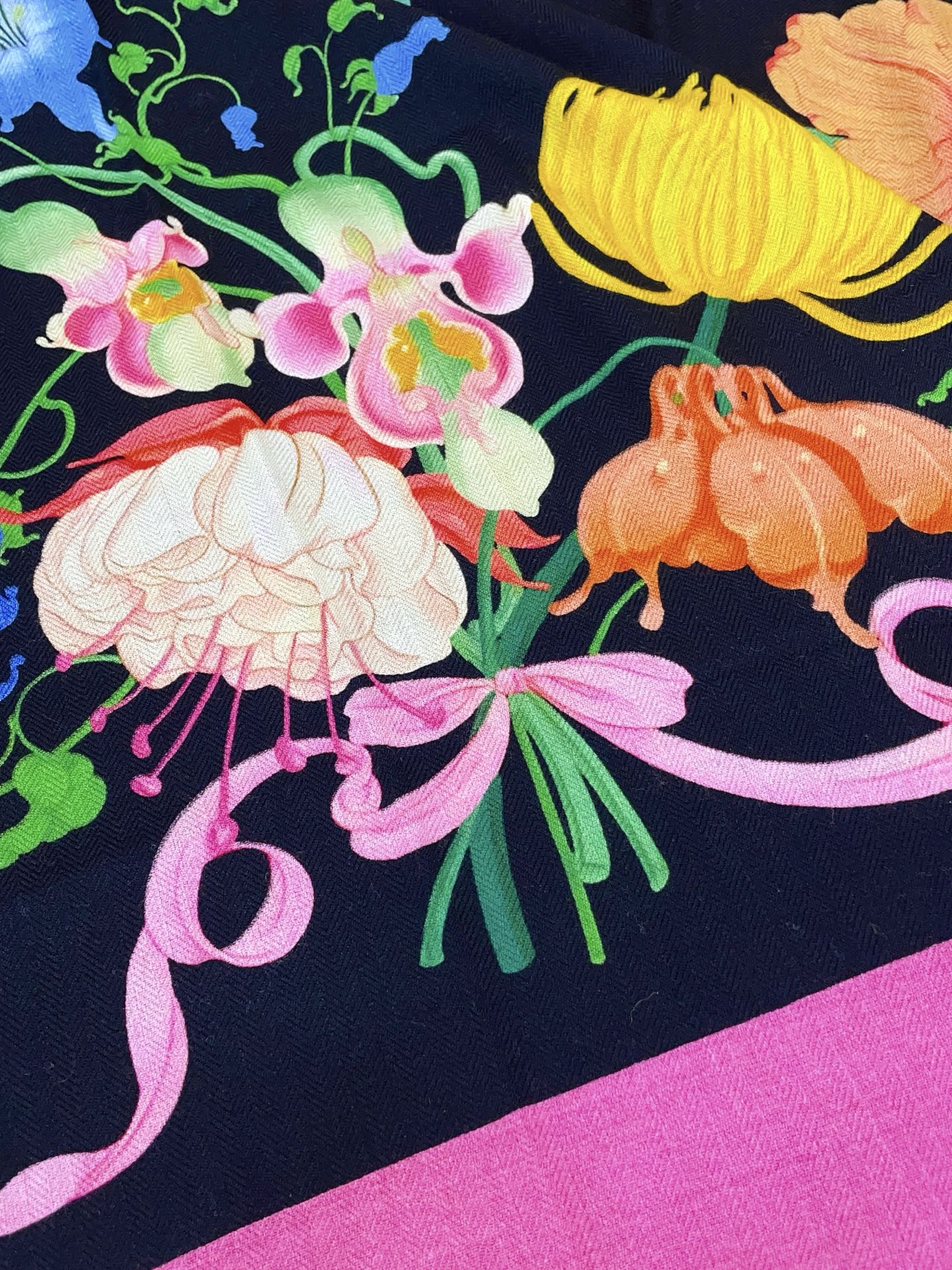 ✨✨【双面同色 丝毛款】大G【丛林花朵🌺140】羊绒方巾‼️抢‼️VIP推荐 ‼️👍下手一定要快【高端 