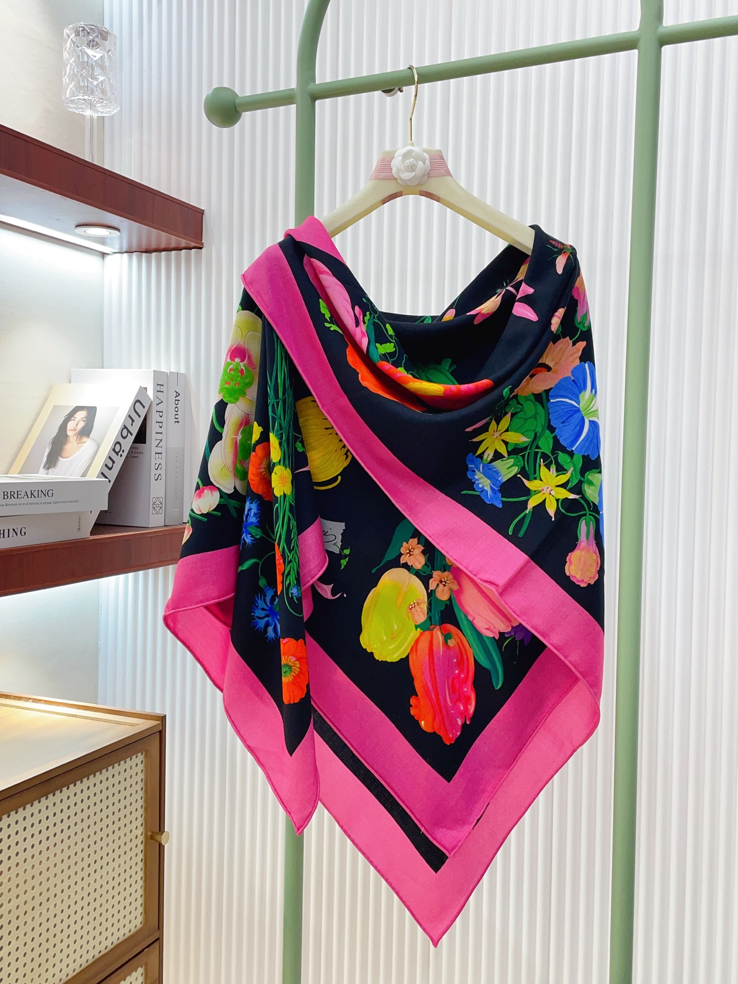 ✨✨【双面同色 丝毛款】大G【丛林花朵🌺140】羊绒方巾‼️抢‼️VIP推荐 ‼️👍下手一定要快【高端 