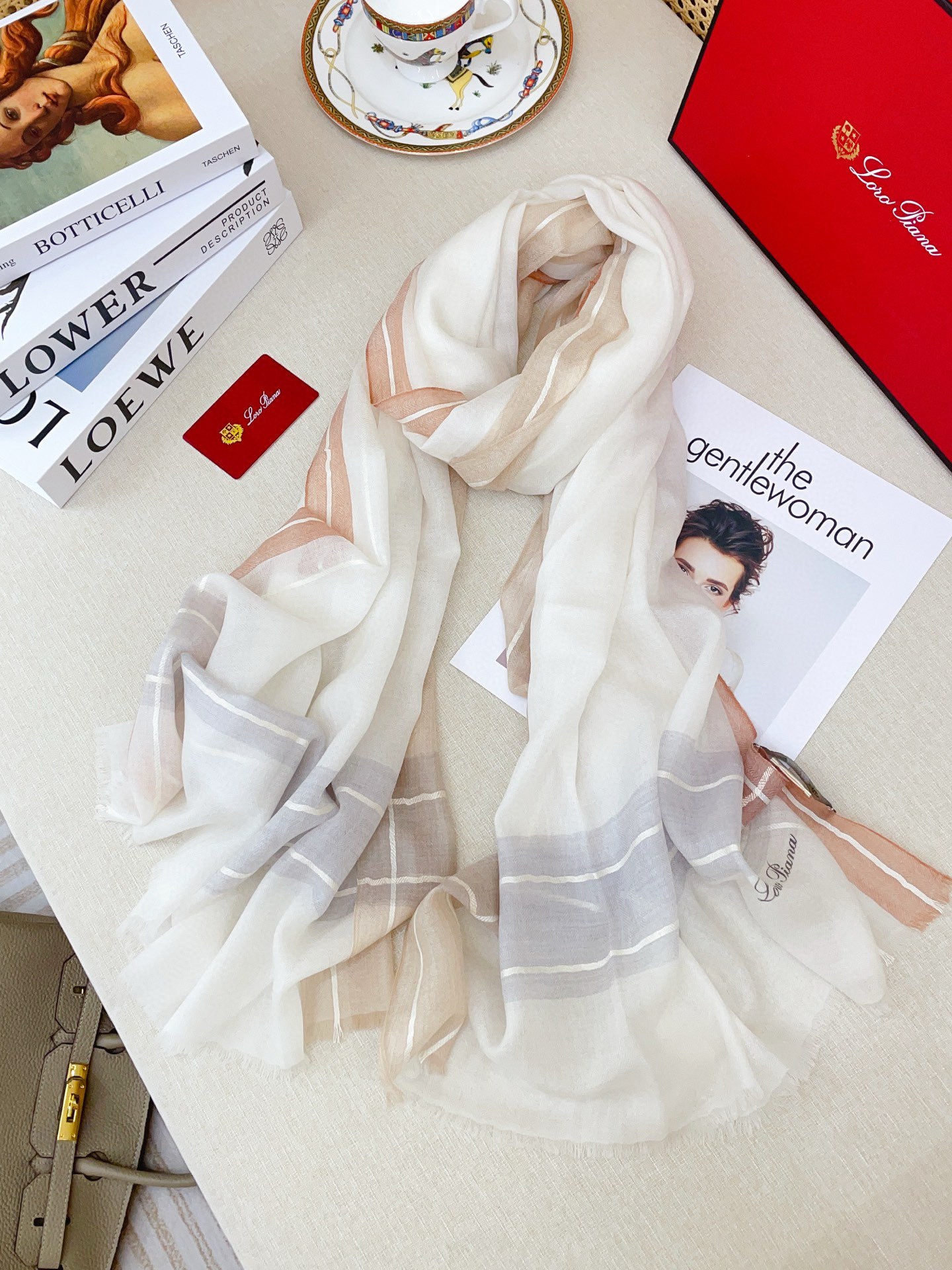 ✨✨【LP格纹条边长巾】‼️♨️高尖端产物⚠️重磅呈现 ，绝无仅有 史无前例 100%纯山羊绒 手感好到