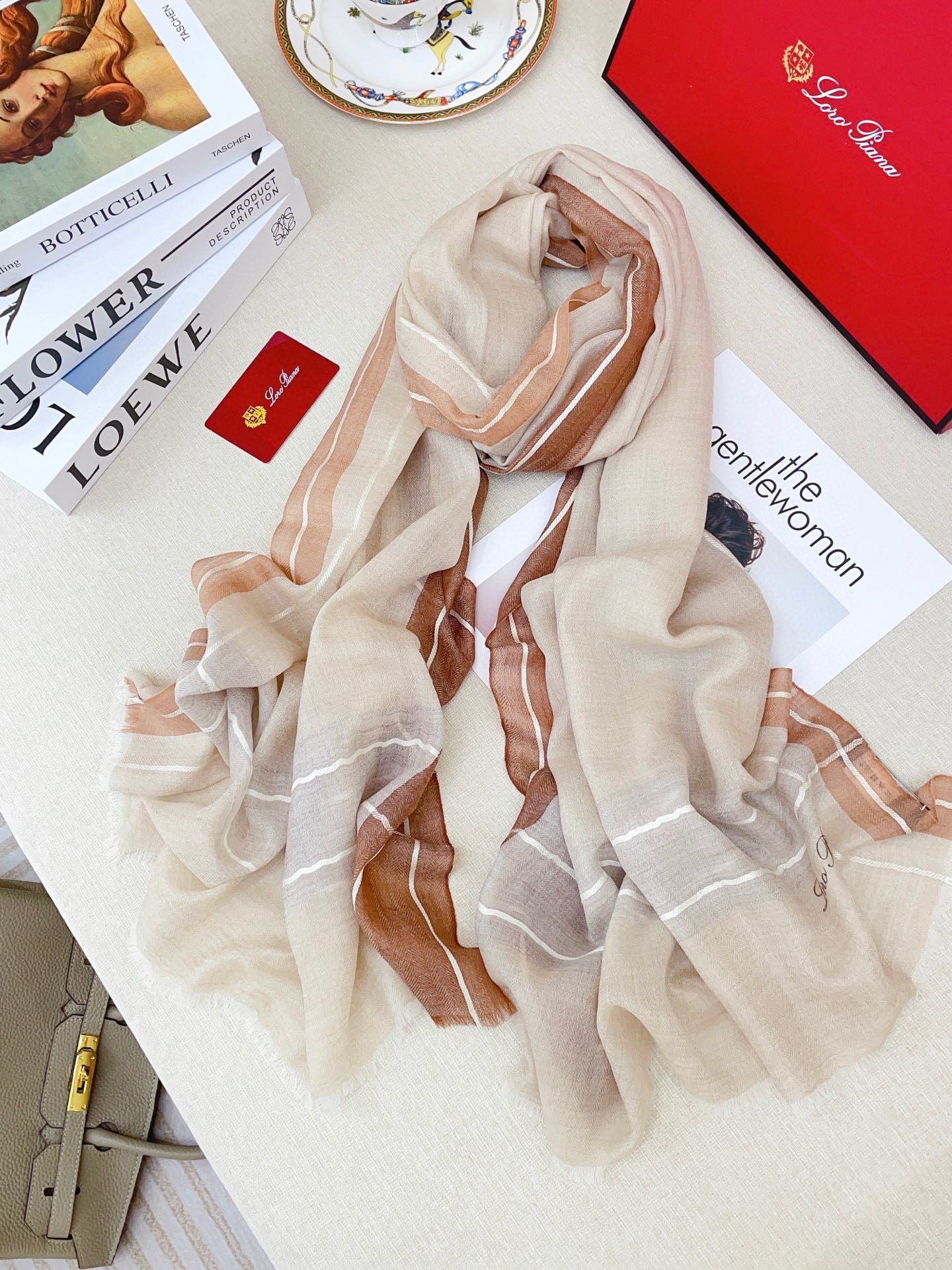 ✨✨【LP格纹条边长巾】‼️♨️高尖端产物⚠️重磅呈现 ，绝无仅有 史无前例 100%纯山羊绒 手感好到