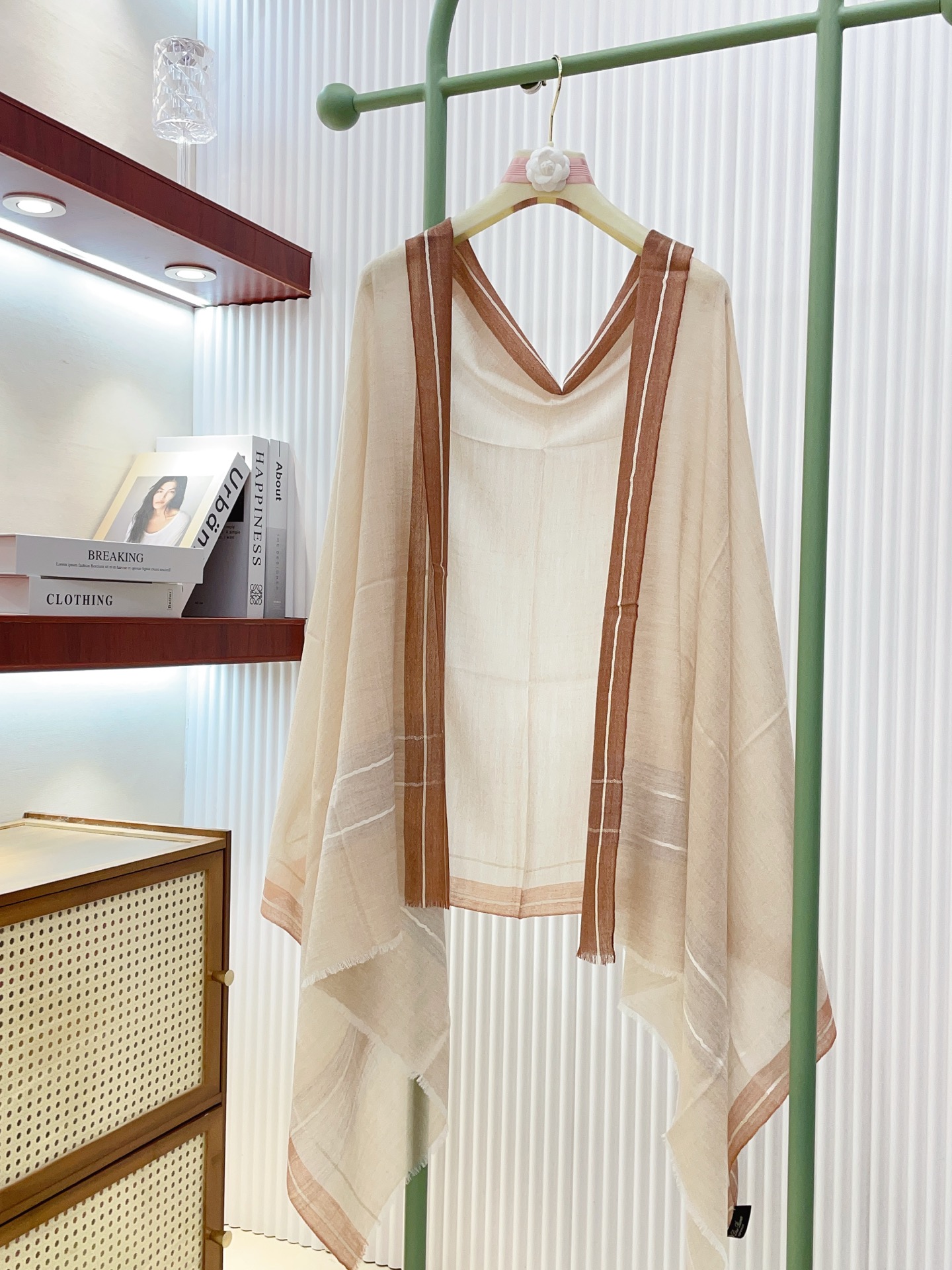 ✨✨【LP格纹条边长巾】‼️♨️高尖端产物⚠️重磅呈现 ，绝无仅有 史无前例 100%纯山羊绒 手感好到