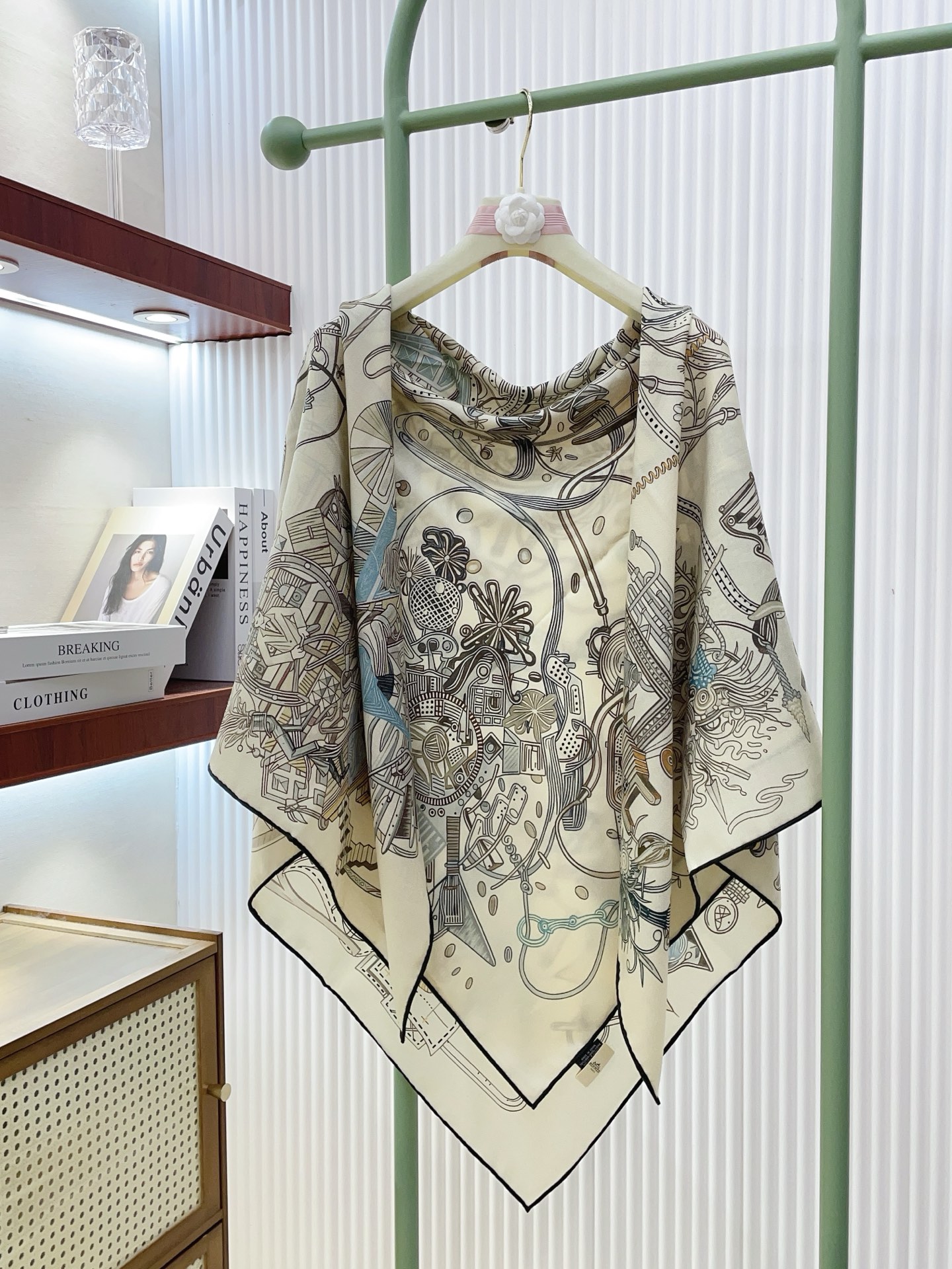 ✨✨【双面同色 丝毛款】H家羊绒新款 买了都说好看‼️推荐💕【爱马仕世界】羊绒方巾‼️H家ZG爆款🎁💟立