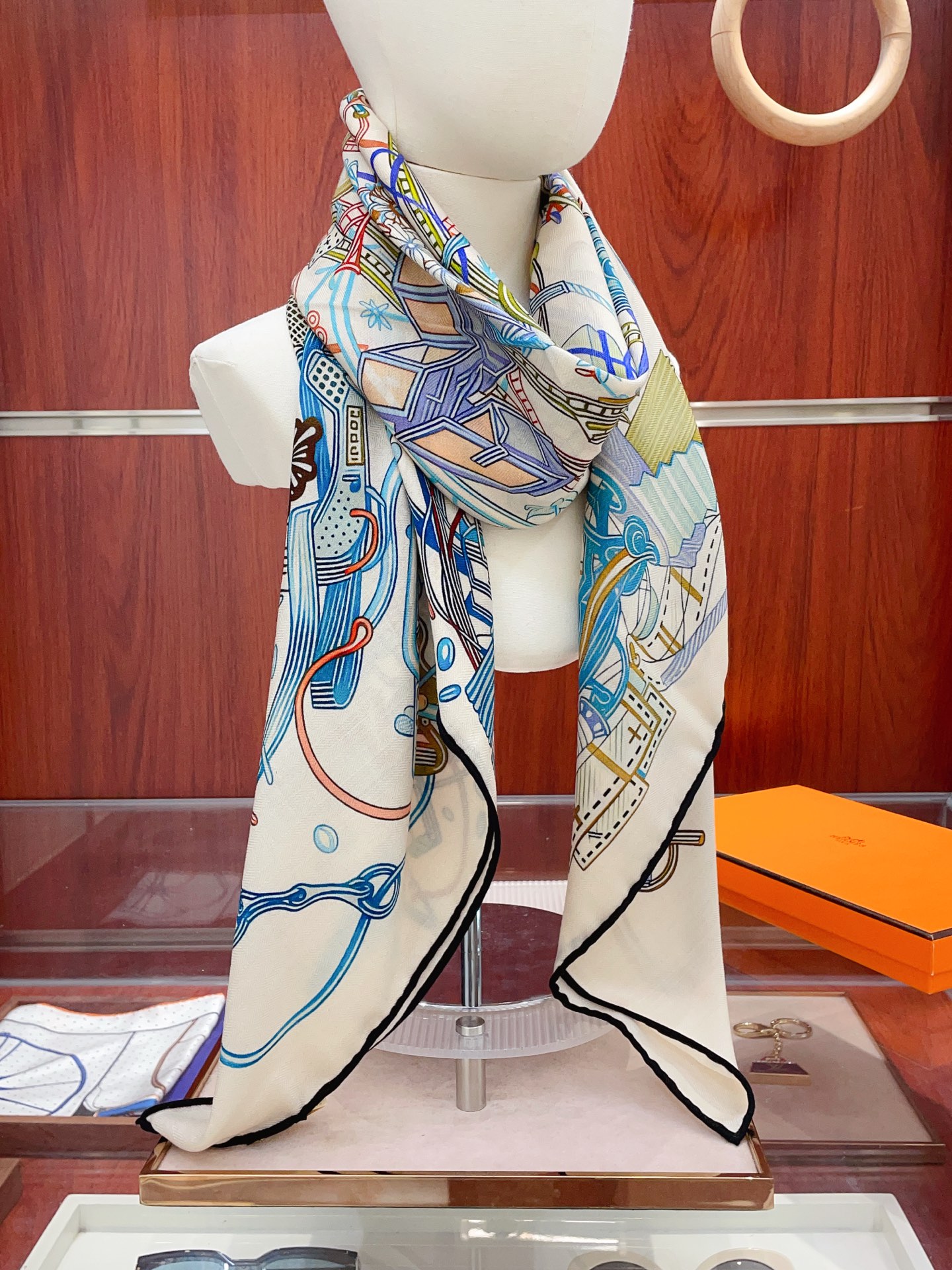 NO:587260,[Double-sided same color silk wool style] H family cashmere new style. Everyone who bought it said it looks good. Recommended [Hermès World] H family ZG cashmere square scarf, H family ZG hot model, three-dimensional presentation of pattern texture, extremely high quality, special technology, high-end research and development, stunning appearance, special cutting-edge technology treatment, favored by Bai Fumei. Whether it is quality, style or price, they scream for big brand control. Super high cost performance  Definitely worth buying, size 140cm*140cm, 70 cashmere silk high version scarf, high version scarf, hermes, real silk19860909【双面同色 丝毛款】H家羊绒新款 买了都说好看推荐【爱马仕世界】羊绒方巾H家ZG爆款立体呈现图案纹路实物档次极高特殊工艺高端研发惊艳问世特殊尖端工艺处理受到白富美的喜欢 无论是品质 款式 价格都令大牌控的她们尖叫 超高性价比 绝对值得入手尺寸140cm*140cm,70羊绒真丝高版本围巾,高版本围巾,hermes,real silk,scarf