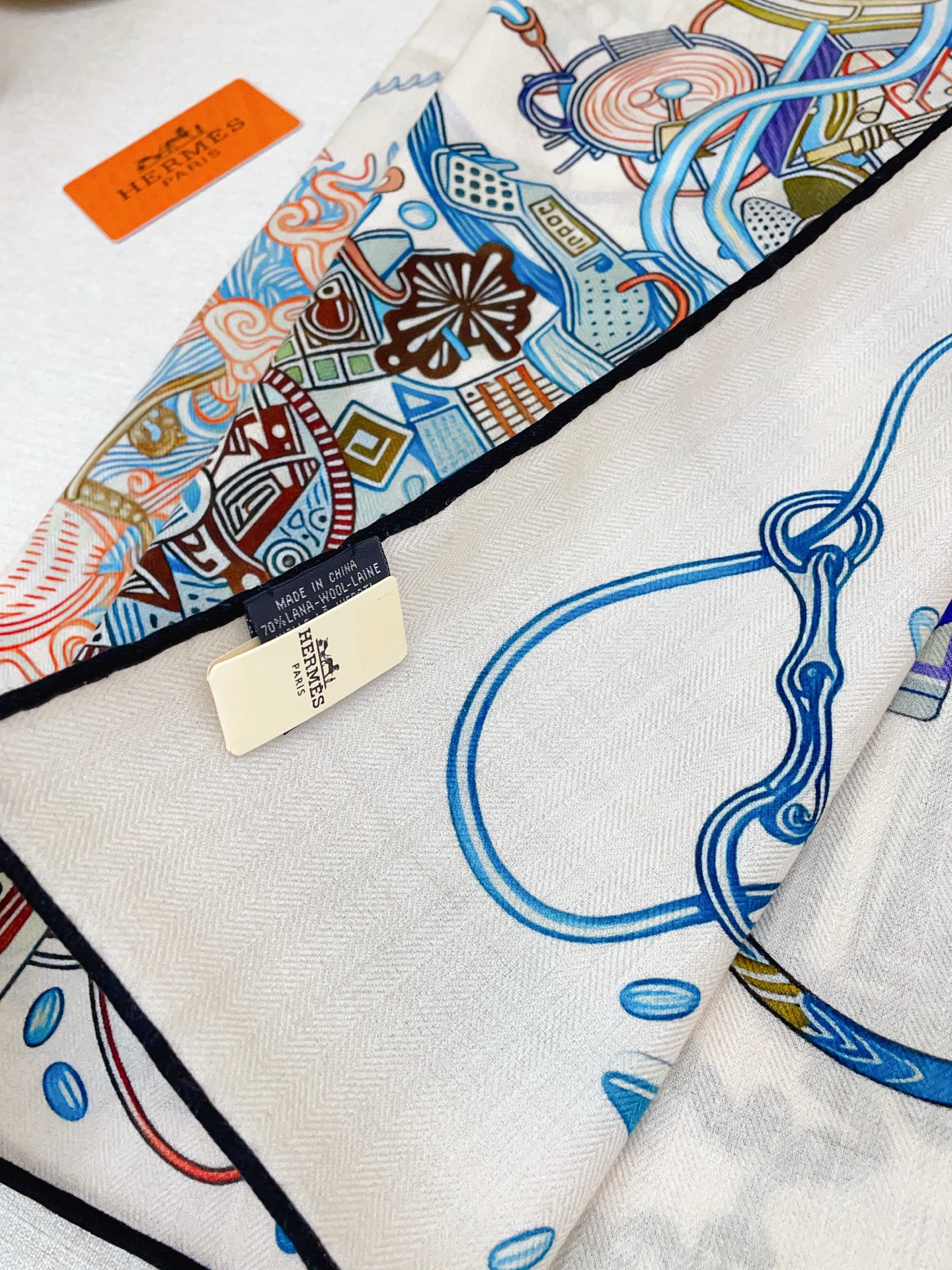 ✨✨【双面同色 丝毛款】H家羊绒新款 买了都说好看‼️推荐💕【爱马仕世界】羊绒方巾‼️H家ZG爆款🎁💟立