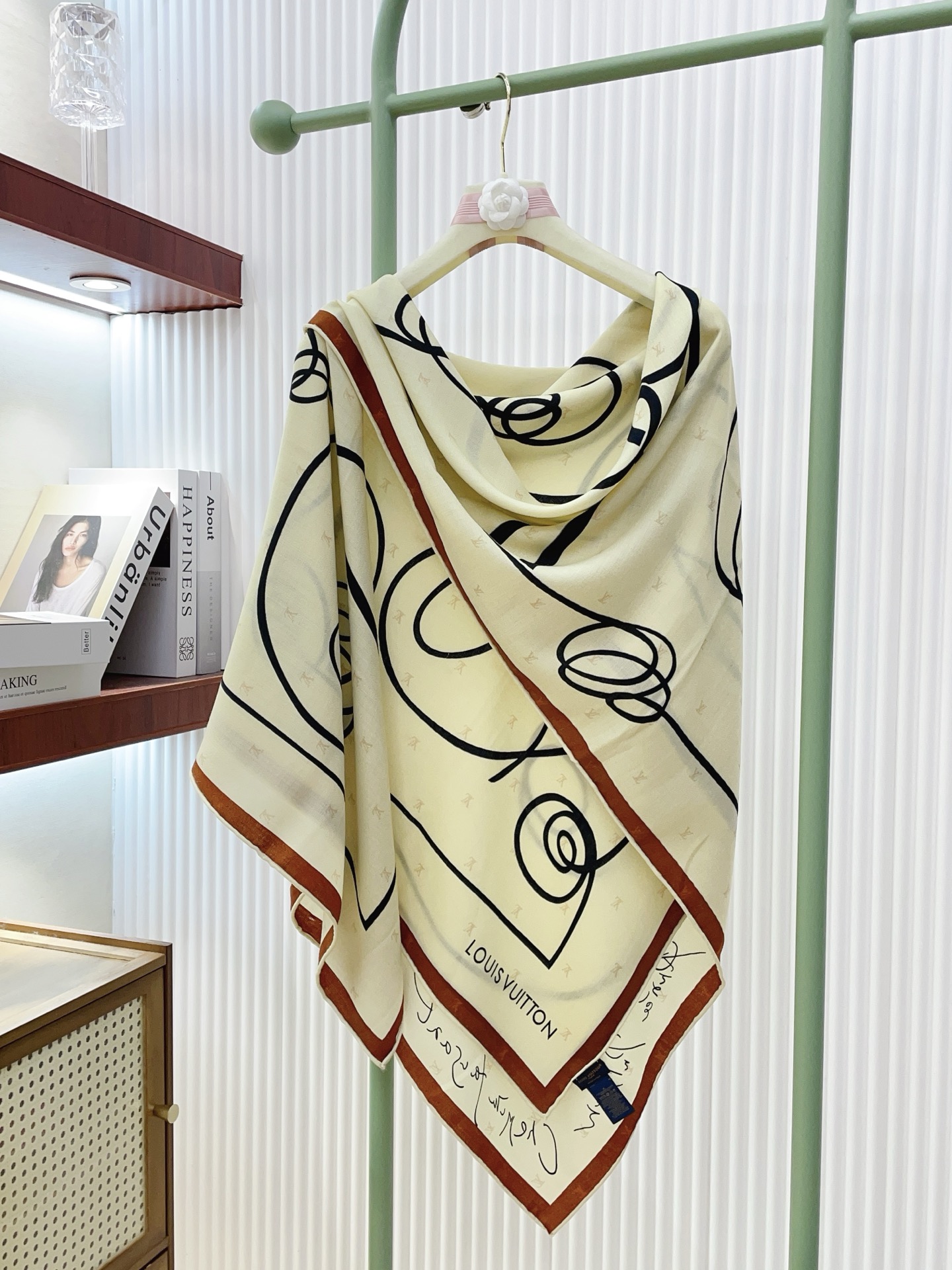 ✨✨【双面同色 丝毛款】L家羊绒新款 买了都说好看‼️推荐💕双面同色羊绒方巾‼️驴家ZG爆款🎁💟立体呈现