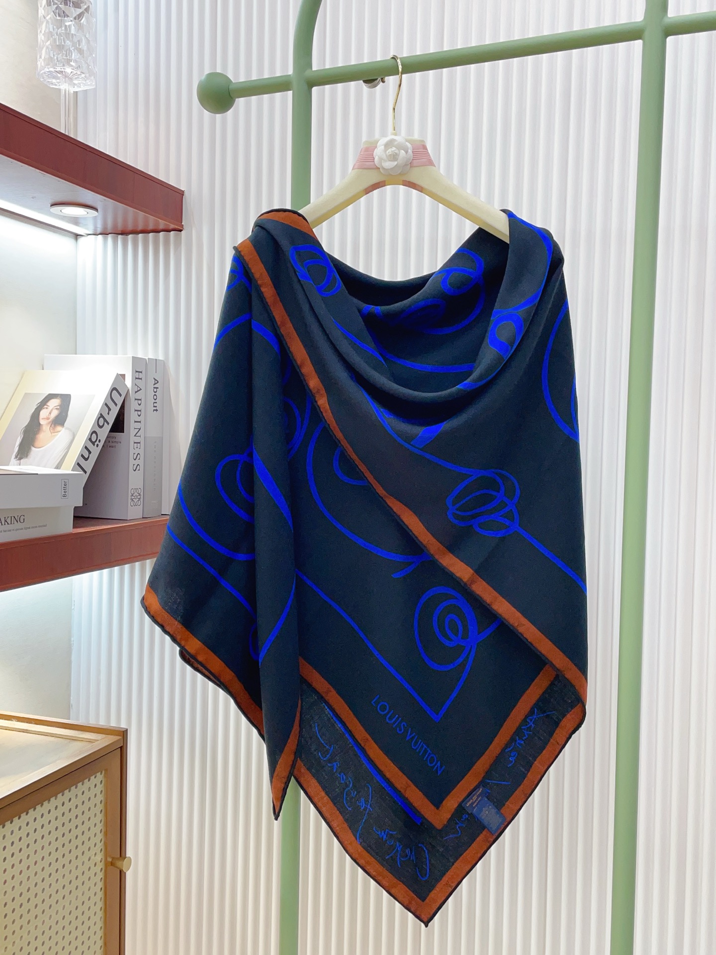 ✨✨【双面同色 丝毛款】L家羊绒新款 买了都说好看‼️推荐💕双面同色羊绒方巾‼️驴家ZG爆款🎁💟立体呈现