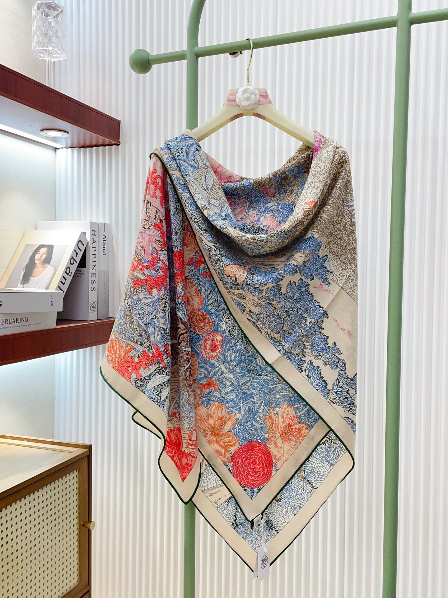 ✨✨【双面同色 丝毛款】H家羊绒新款 买了都说好看‼️推荐💕【回归自然 140】羊绒方巾‼️H家ZG爆款