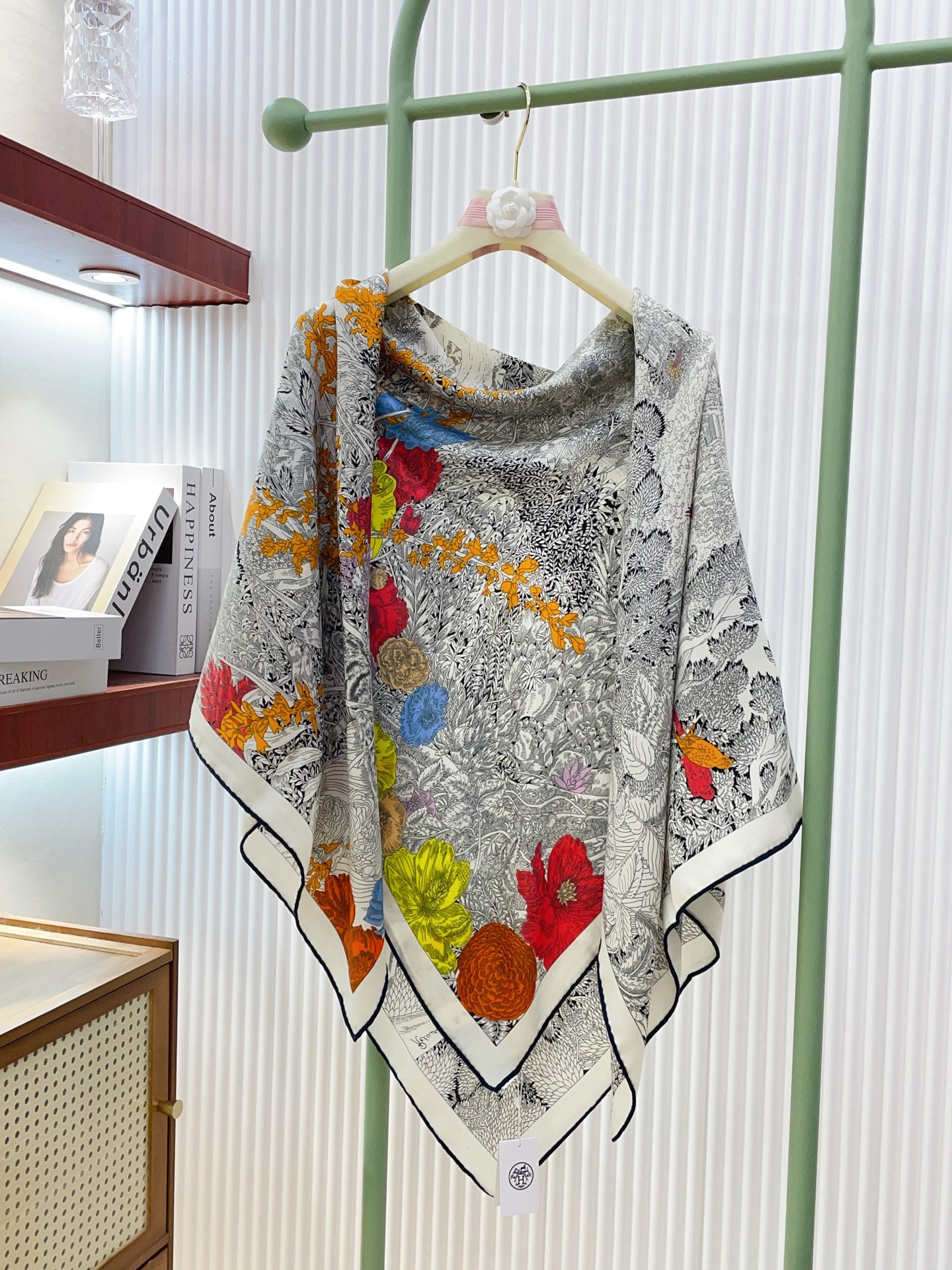 ✨✨【双面同色 丝毛款】H家羊绒新款 买了都说好看‼️推荐💕【回归自然 140】羊绒方巾‼️H家ZG爆款