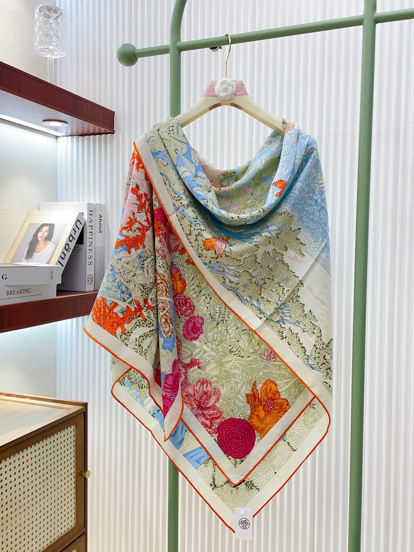 ✨✨【双面同色 丝毛款】H家羊绒新款 买了都说好看‼️推荐💕【回归自然 140】羊绒方巾‼️H家ZG爆款