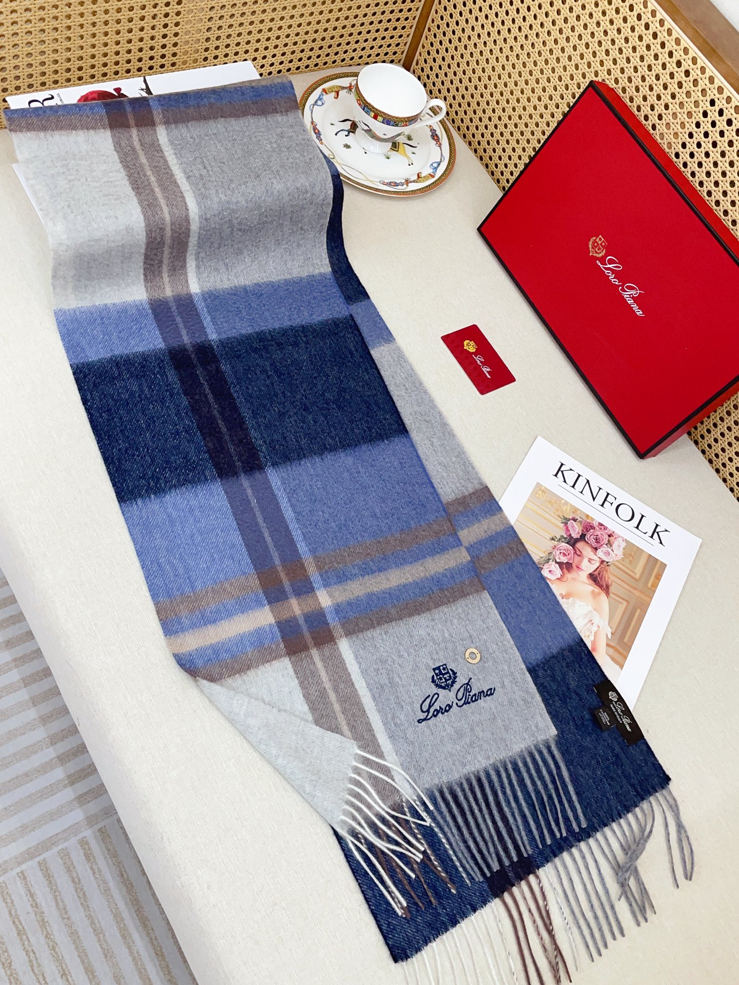 ✨✨【全羊绒款】Loro Piana · 诺悠翩雅送人自留都太高大上了😍重磅上新，爆款爆款，渠道极品硬货