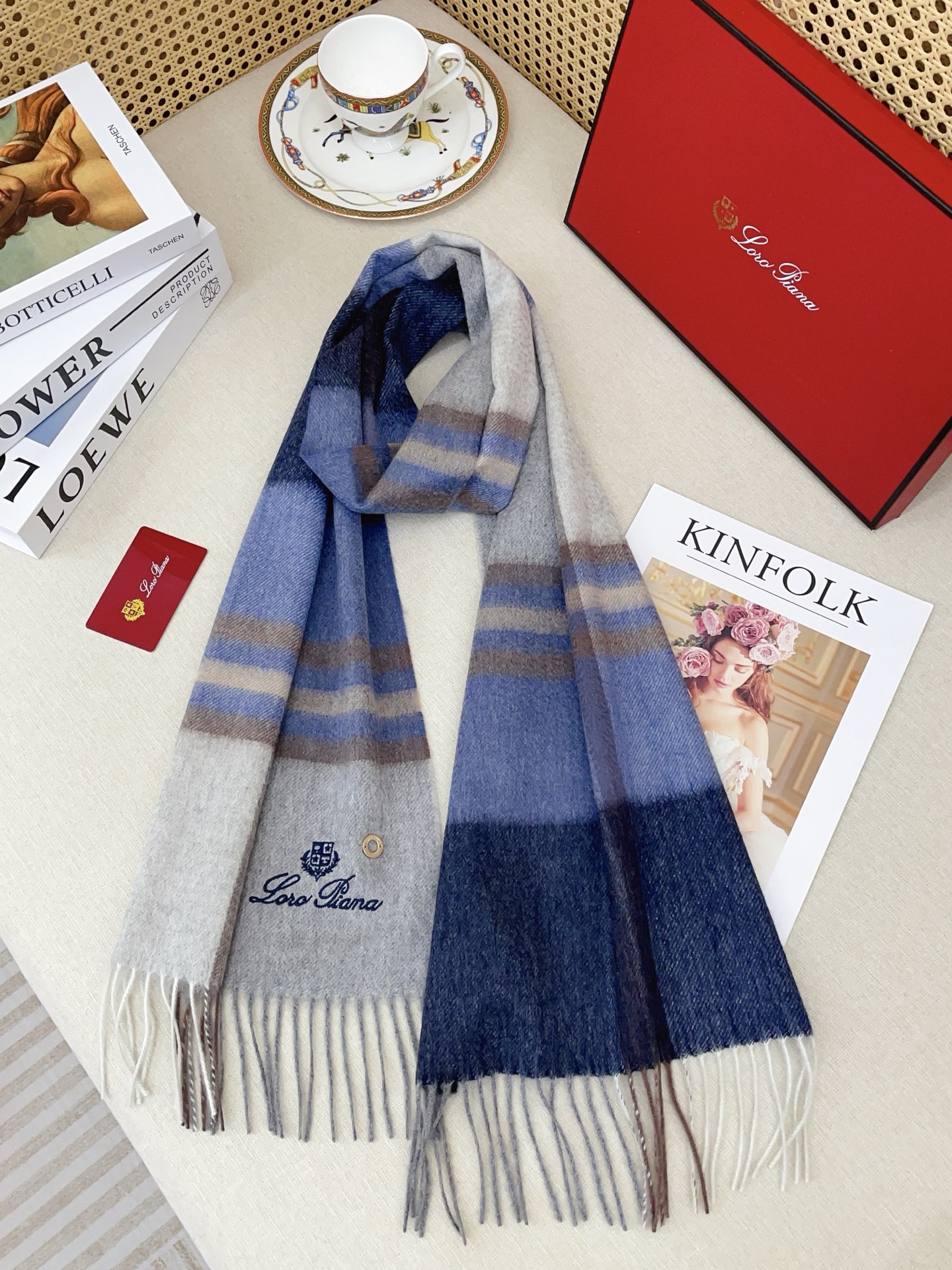 ✨✨【全羊绒款】Loro Piana · 诺悠翩雅送人自留都太高大上了😍重磅上新，爆款爆款，渠道极品硬货