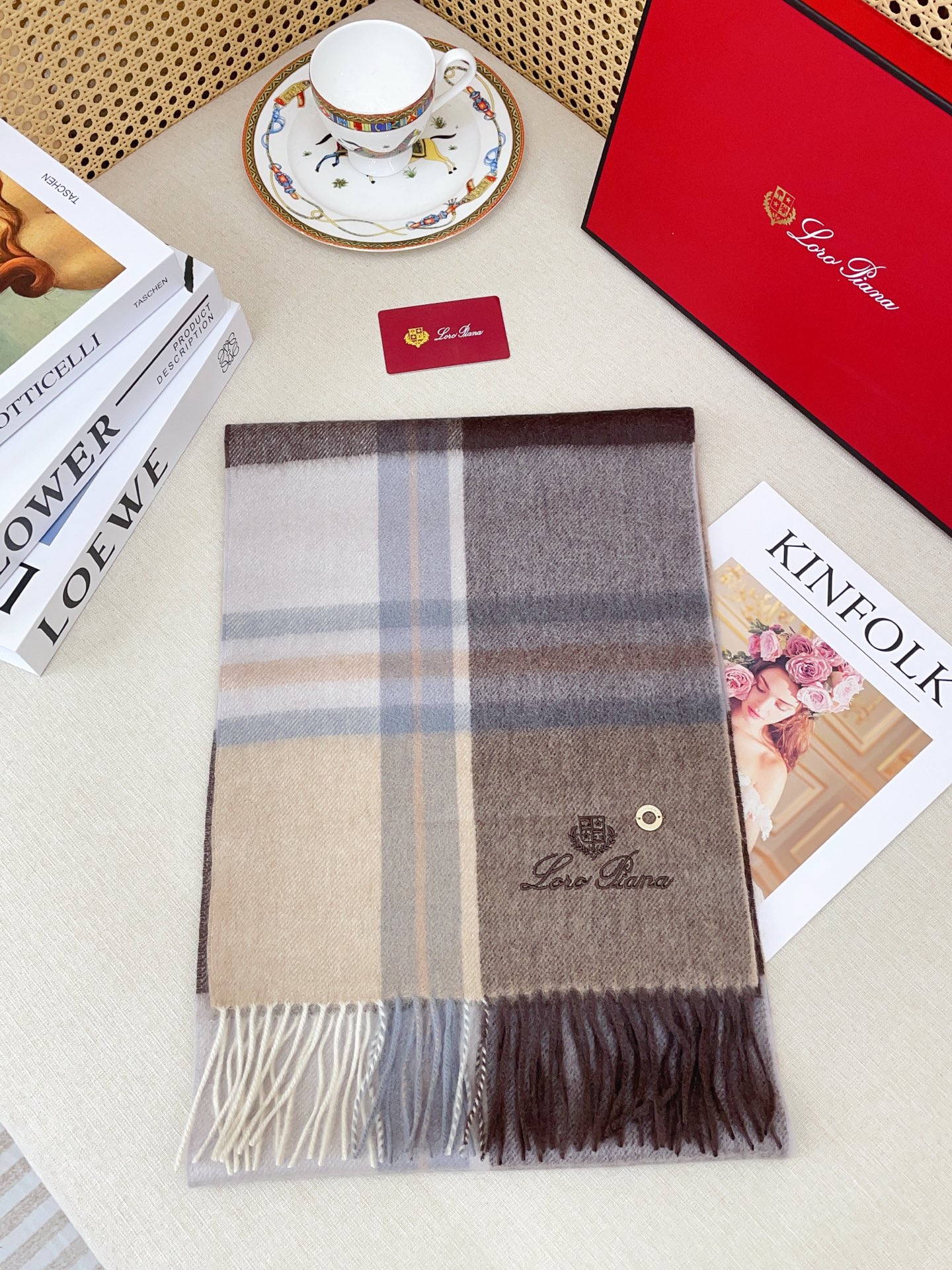 ✨✨【全羊绒款】Loro Piana · 诺悠翩雅送人自留都太高大上了😍重磅上新，爆款爆款，渠道极品硬货