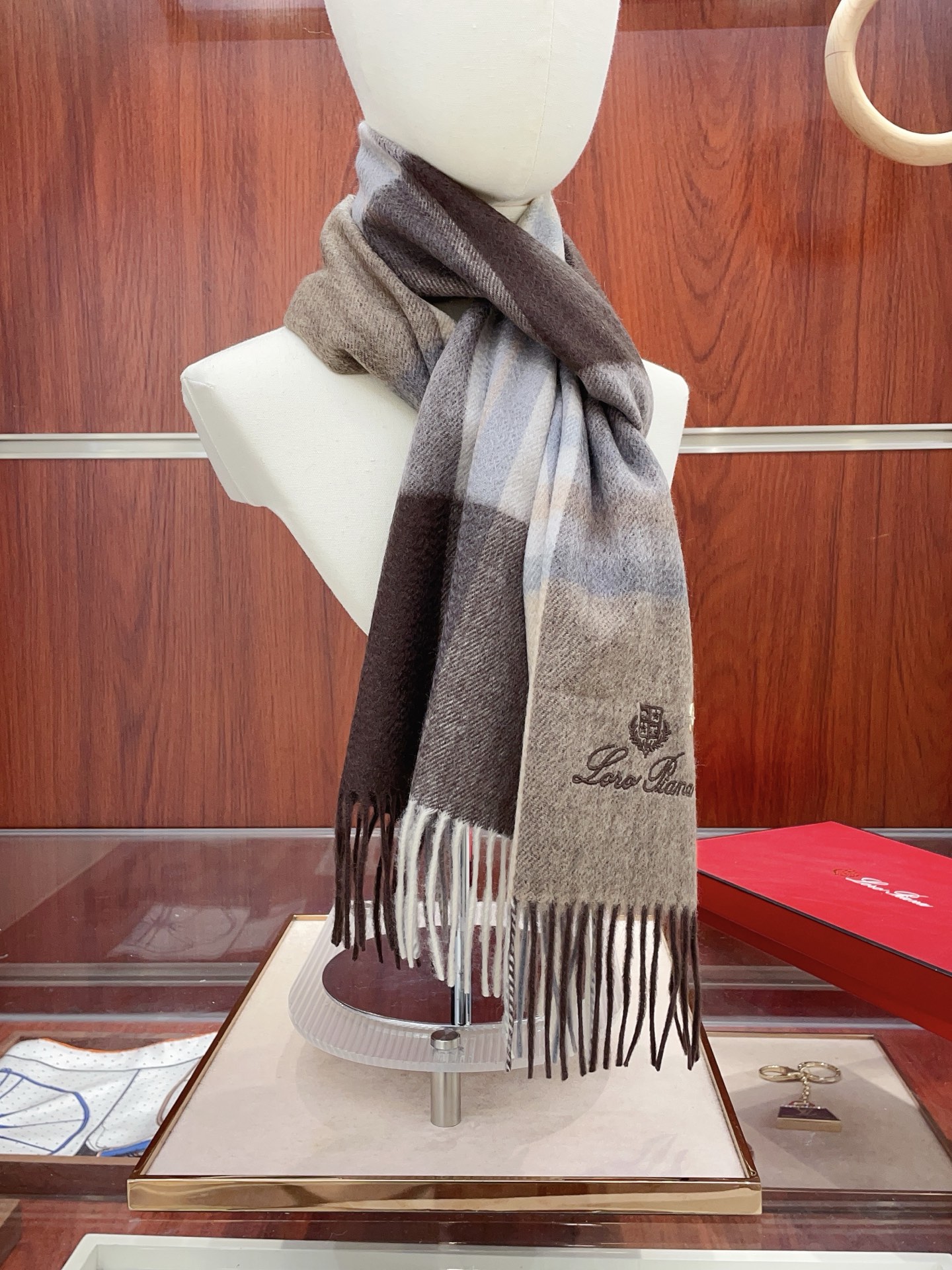 ✨✨【全羊绒款】Loro Piana · 诺悠翩雅送人自留都太高大上了😍重磅上新，爆款爆款，渠道极品硬货