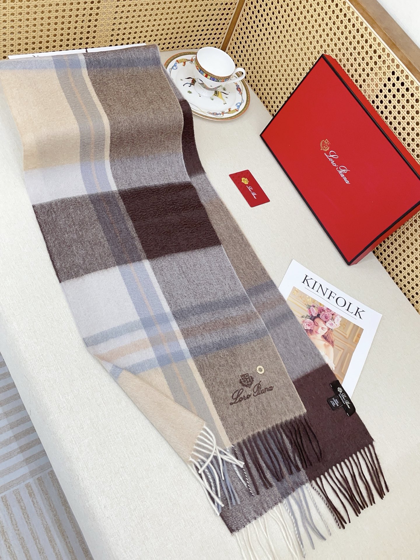 ✨✨【全羊绒款】Loro Piana · 诺悠翩雅送人自留都太高大上了😍重磅上新，爆款爆款，渠道极品硬货