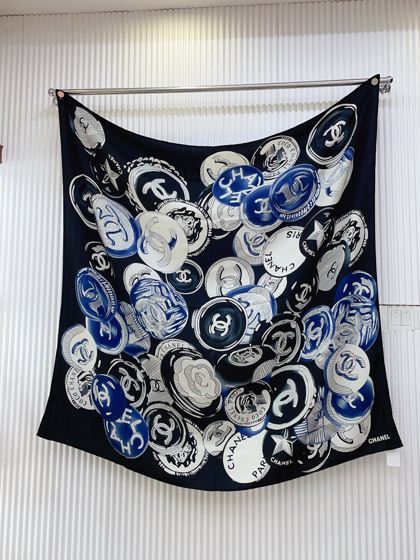 ✨✨【双面同色 丝毛款】小香 羊绒方巾‼️抢‼️VIP推荐 ‼️👍下手一定要快【高端 大爱 ‼️纯羊绒 