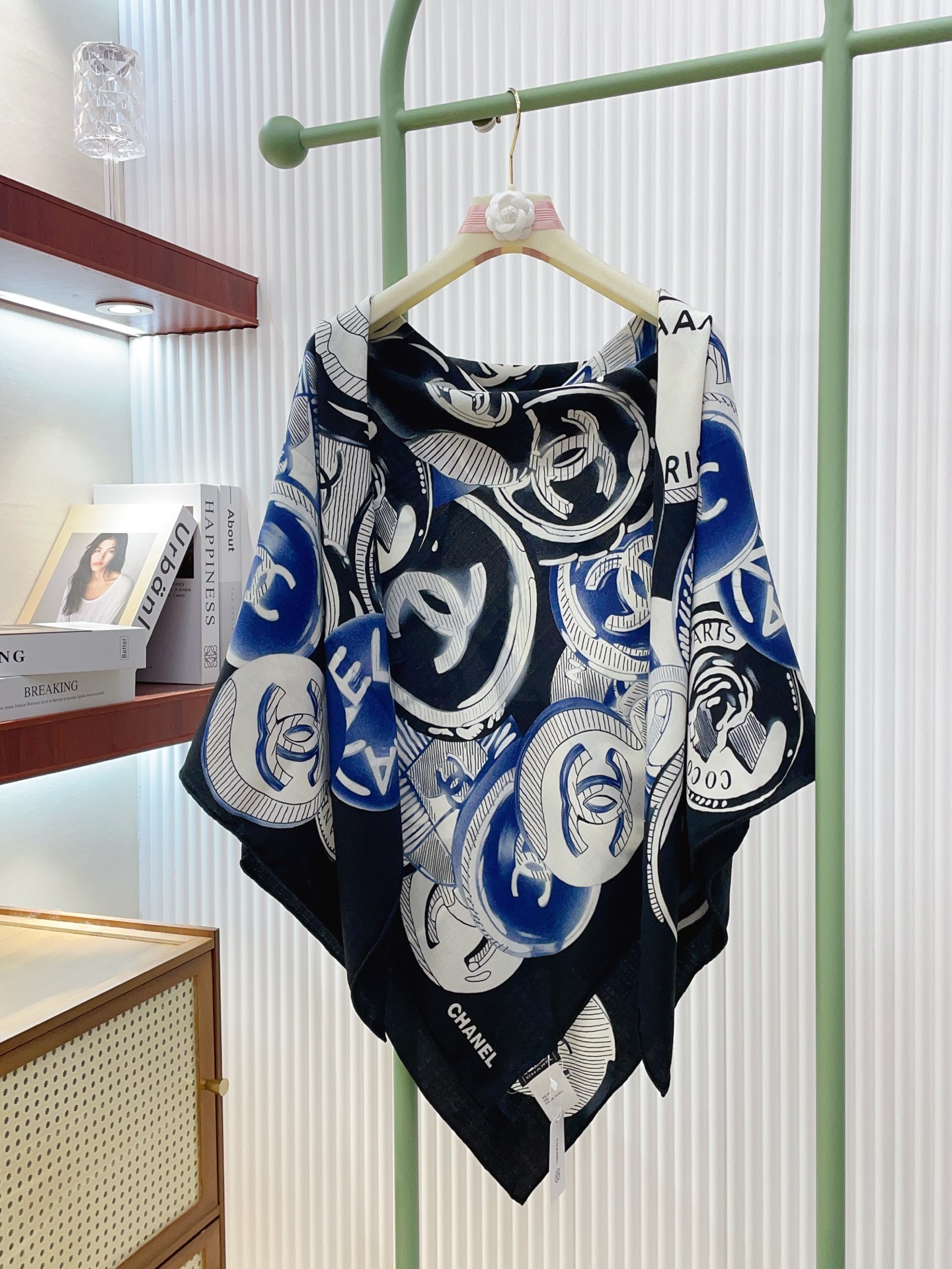 ✨✨【双面同色 丝毛款】小香 羊绒方巾‼️抢‼️VIP推荐 ‼️👍下手一定要快【高端 大爱 ‼️纯羊绒 