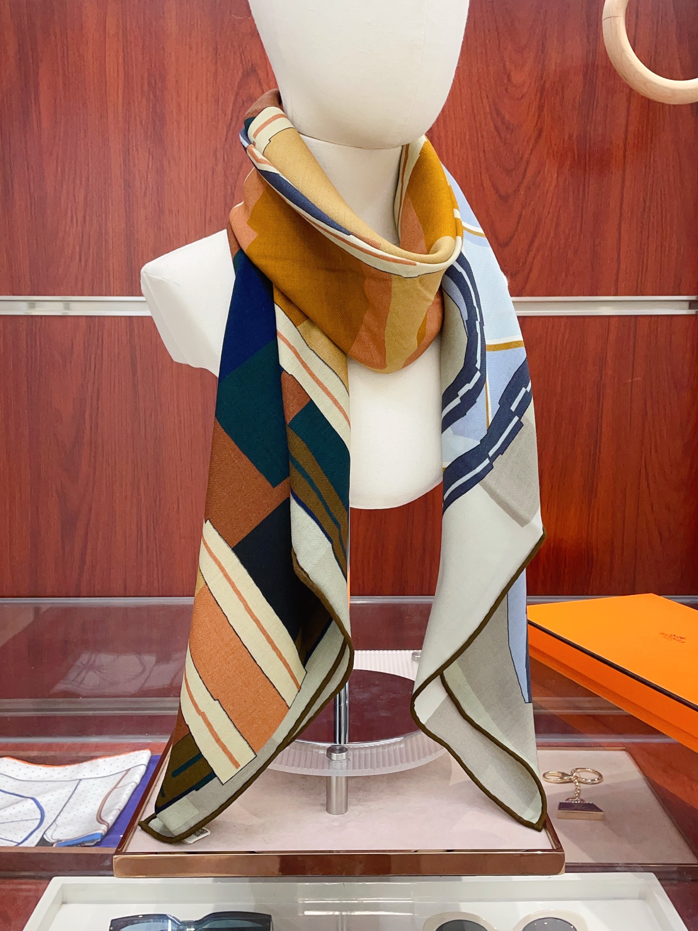 ✨✨【双面同色 丝毛款】H家羊绒新款 买了都说好看‼️推荐💕【格纹马面罩 140】羊绒方巾‼️H家ZG爆