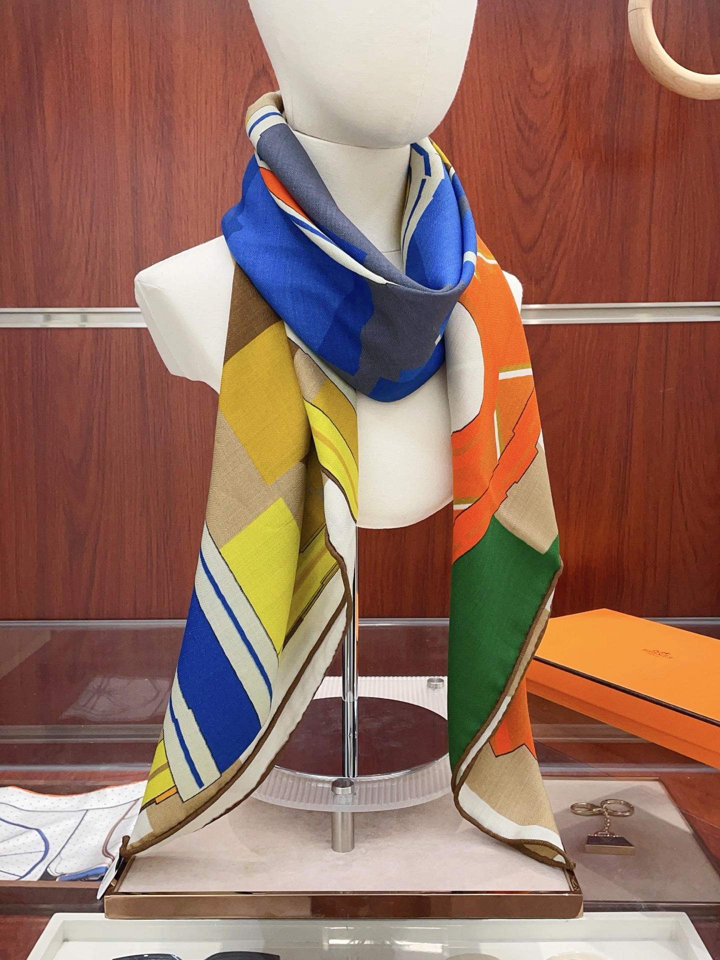 ✨✨【双面同色 丝毛款】H家羊绒新款 买了都说好看‼️推荐💕【格纹马面罩 140】羊绒方巾‼️H家ZG爆