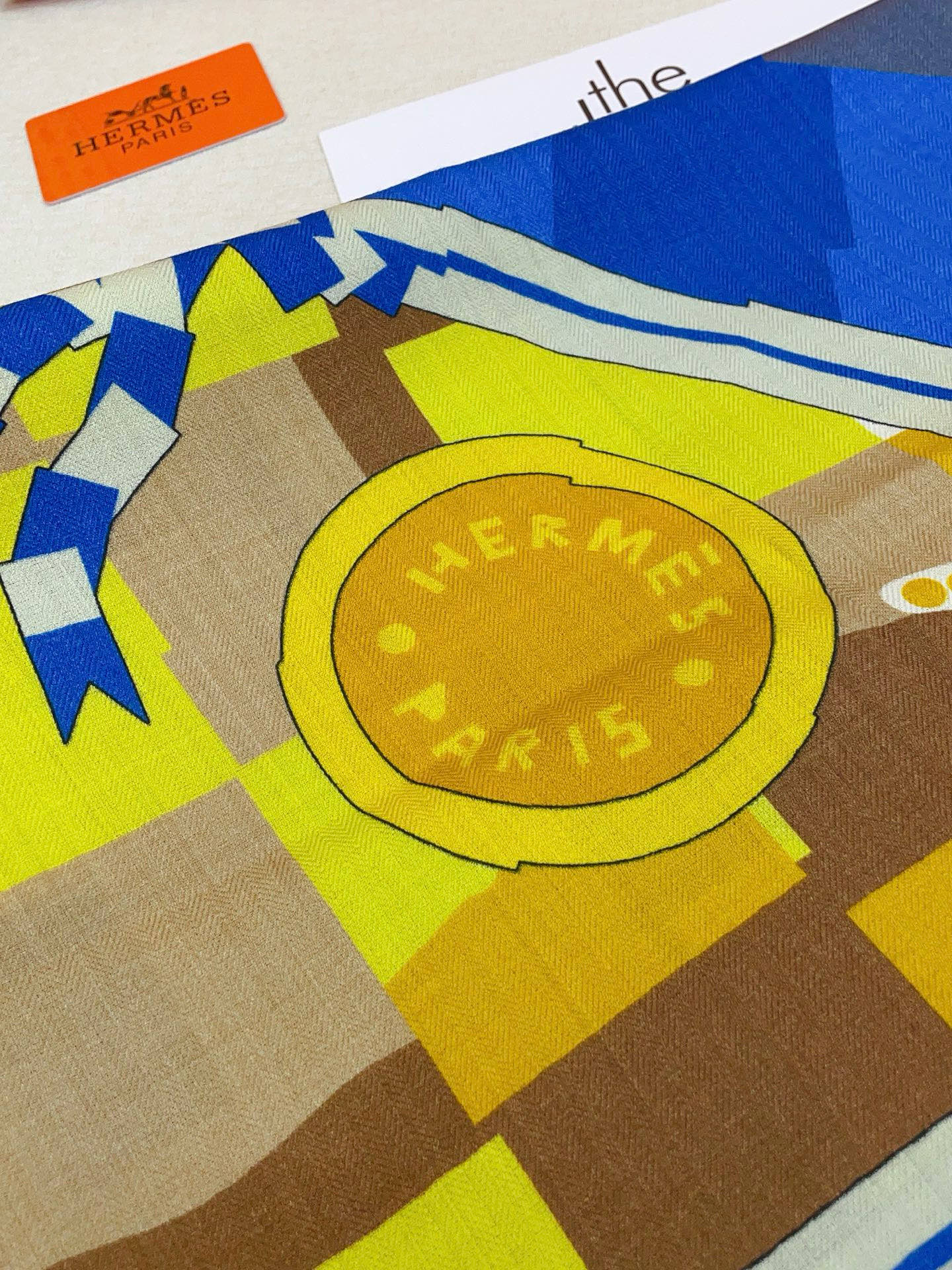 ✨✨【双面同色 丝毛款】H家羊绒新款 买了都说好看‼️推荐💕【格纹马面罩 140】羊绒方巾‼️H家ZG爆