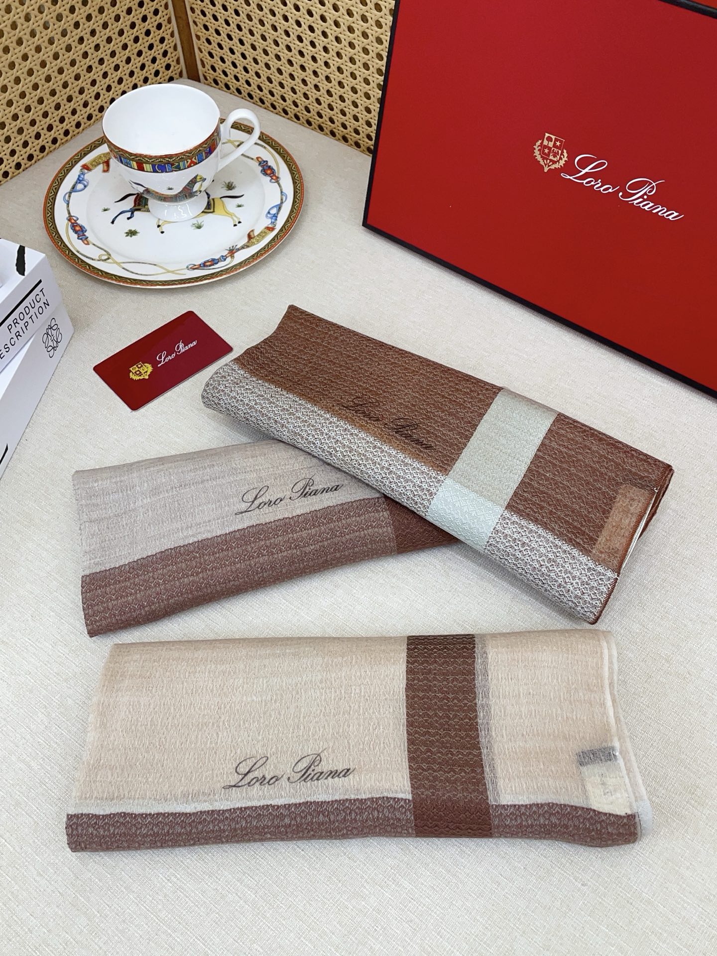 ✨✨【LP格纹波浪长巾】‼️♨️高尖端产物⚠️重磅呈现 ，绝无仅有 史无前例 100%纯山羊绒 手感好到