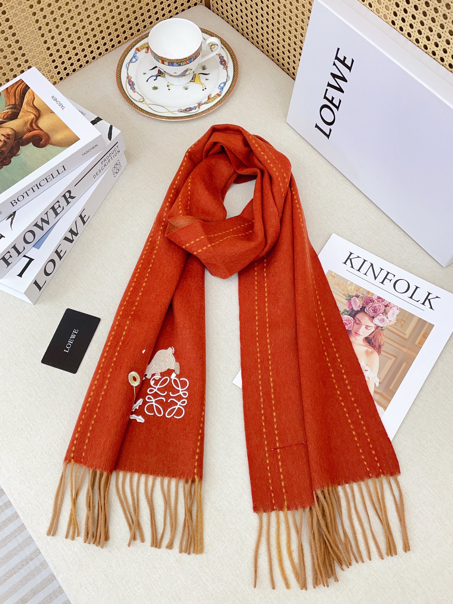 ✨✨罗意威🏖️【男女围巾】怒赞自留，难得的高端男款！LOE非常正的男士围巾~面料大爱，非常柔软细腻舒服，