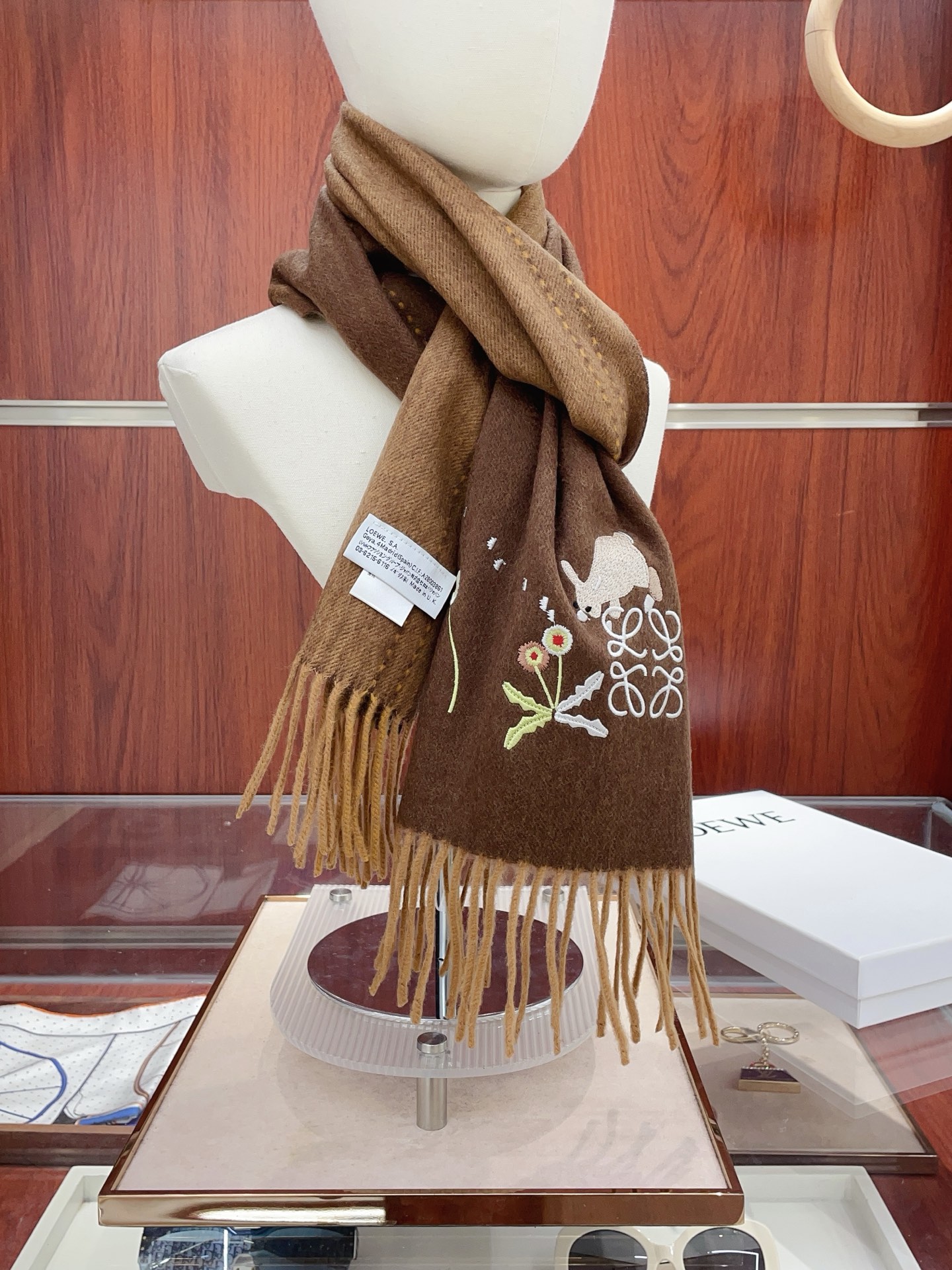 ✨✨罗意威🏖️【男女围巾】怒赞自留，难得的高端男款！LOE非常正的男士围巾~面料大爱，非常柔软细腻舒服，