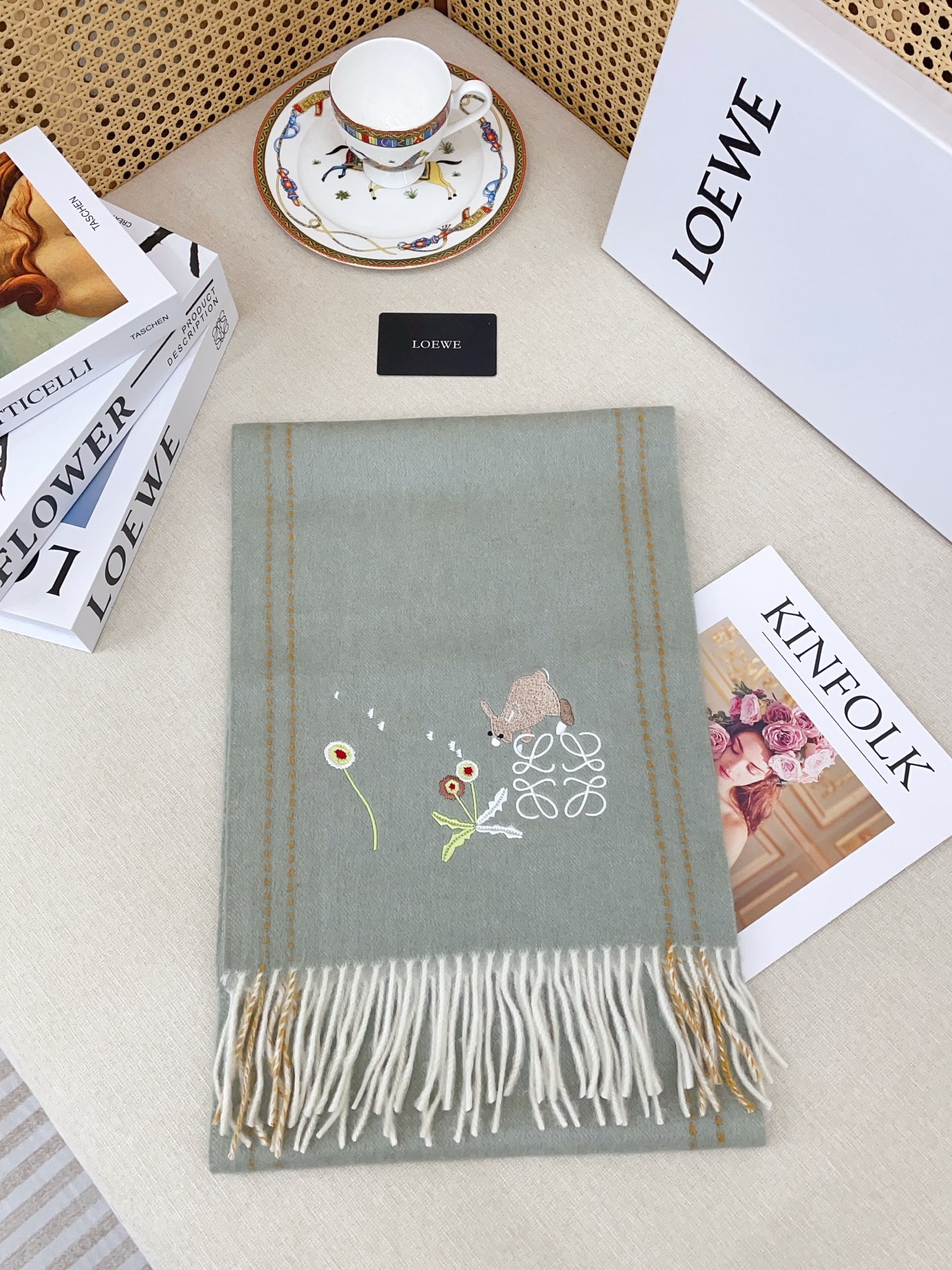 ✨✨罗意威🏖️【男女围巾】怒赞自留，难得的高端男款！LOE非常正的男士围巾~面料大爱，非常柔软细腻舒服，