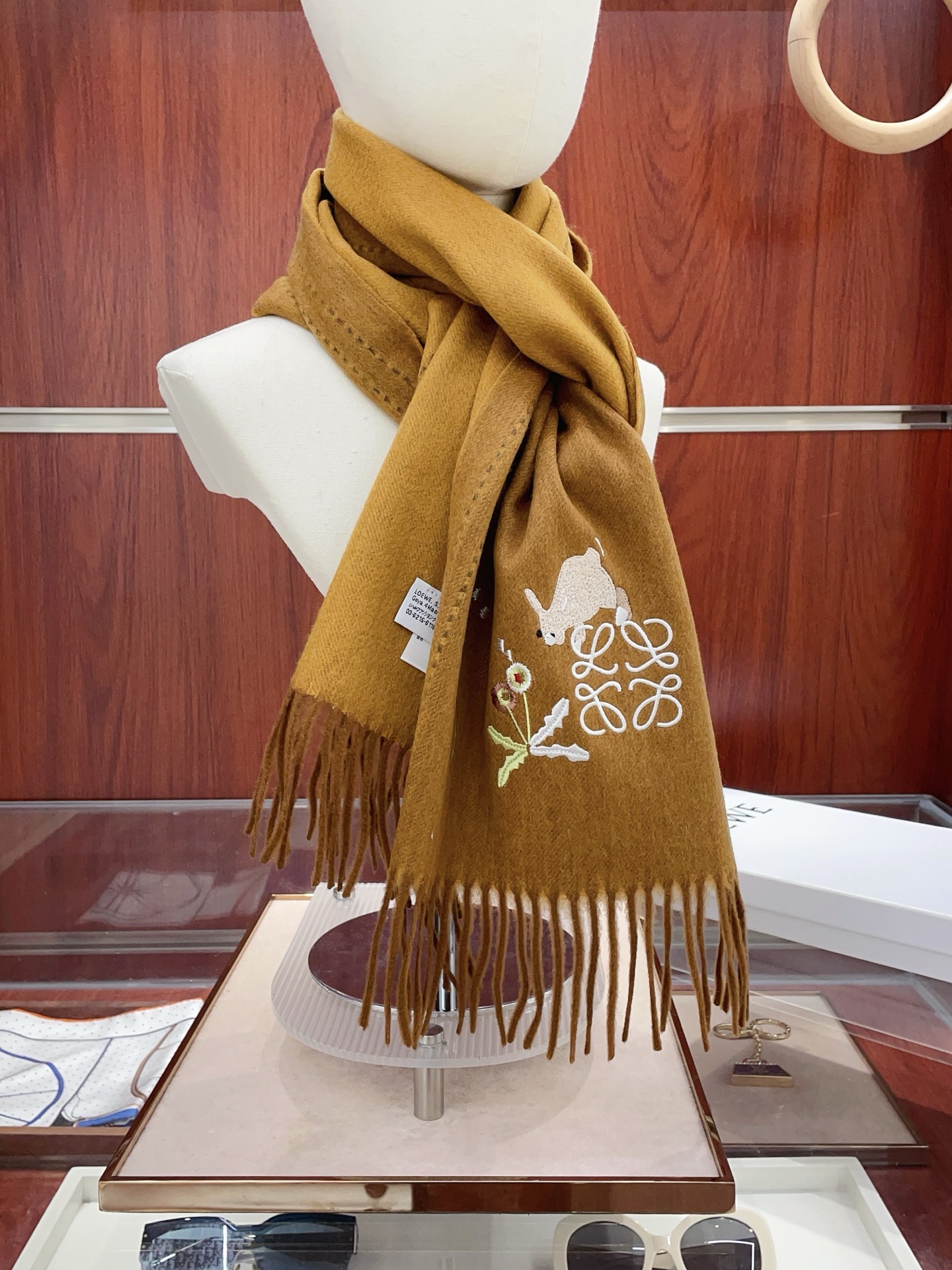 ✨✨罗意威🏖️【男女围巾】怒赞自留，难得的高端男款！LOE非常正的男士围巾~面料大爱，非常柔软细腻舒服，