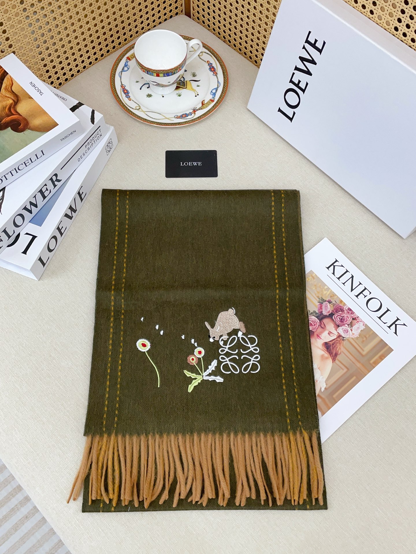 ✨✨罗意威🏖️【男女围巾】怒赞自留，难得的高端男款！LOE非常正的男士围巾~面料大爱，非常柔软细腻舒服，