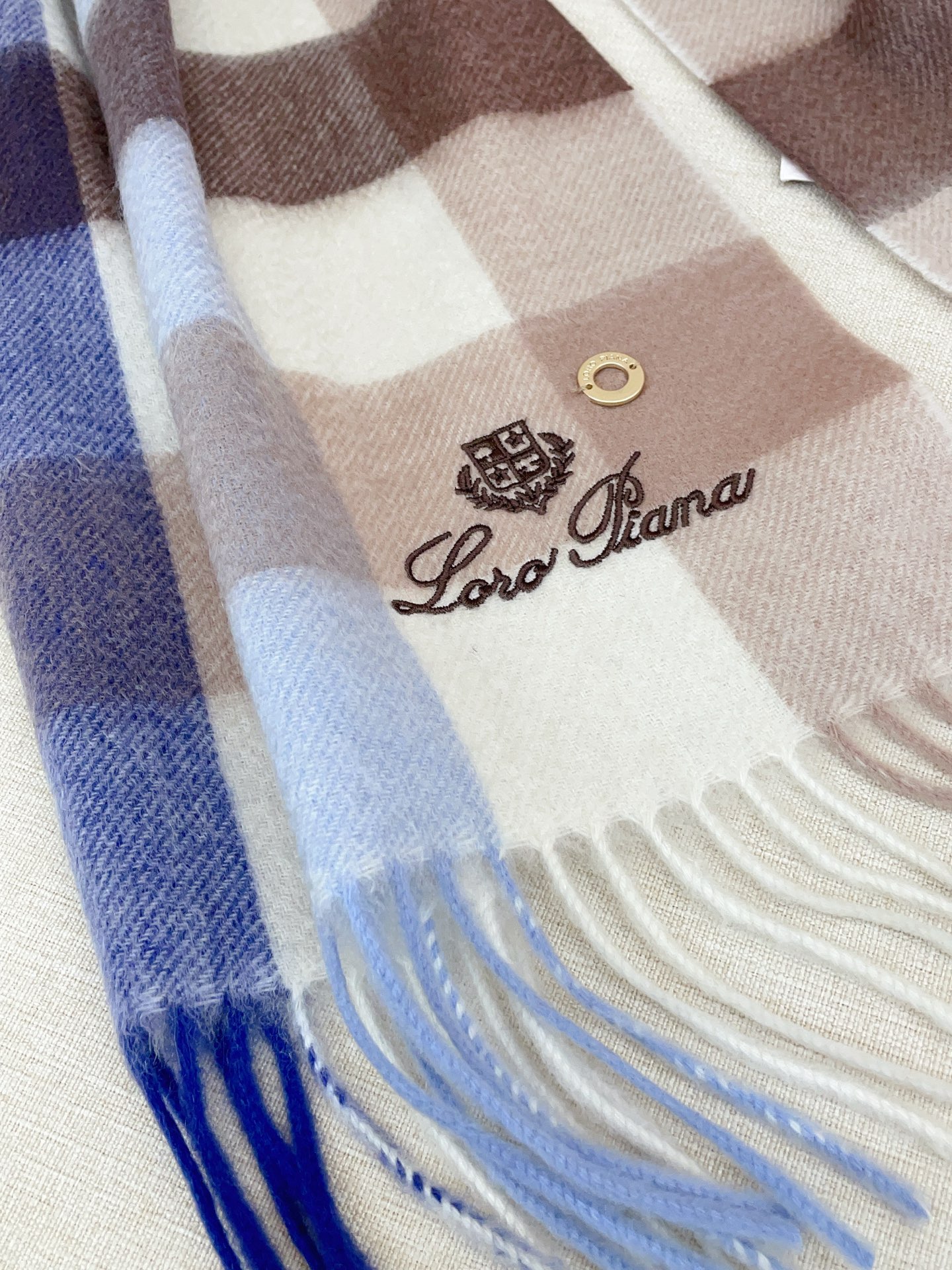 ✨✨【全羊绒款】Loro Piana · 诺悠翩雅送人自留都太高大上了😍重磅上新，爆款爆款，渠道极品硬货