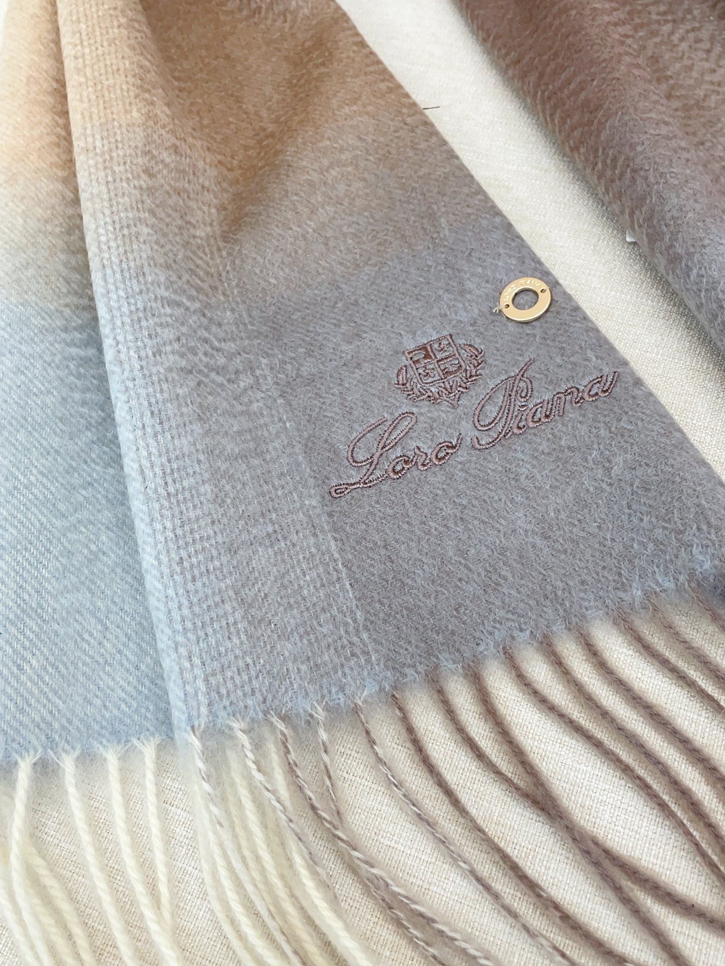 ✨✨【全羊绒款】Loro Piana · 诺悠翩雅送人自留都太高大上了😍重磅上新，爆款爆款，渠道极品硬货