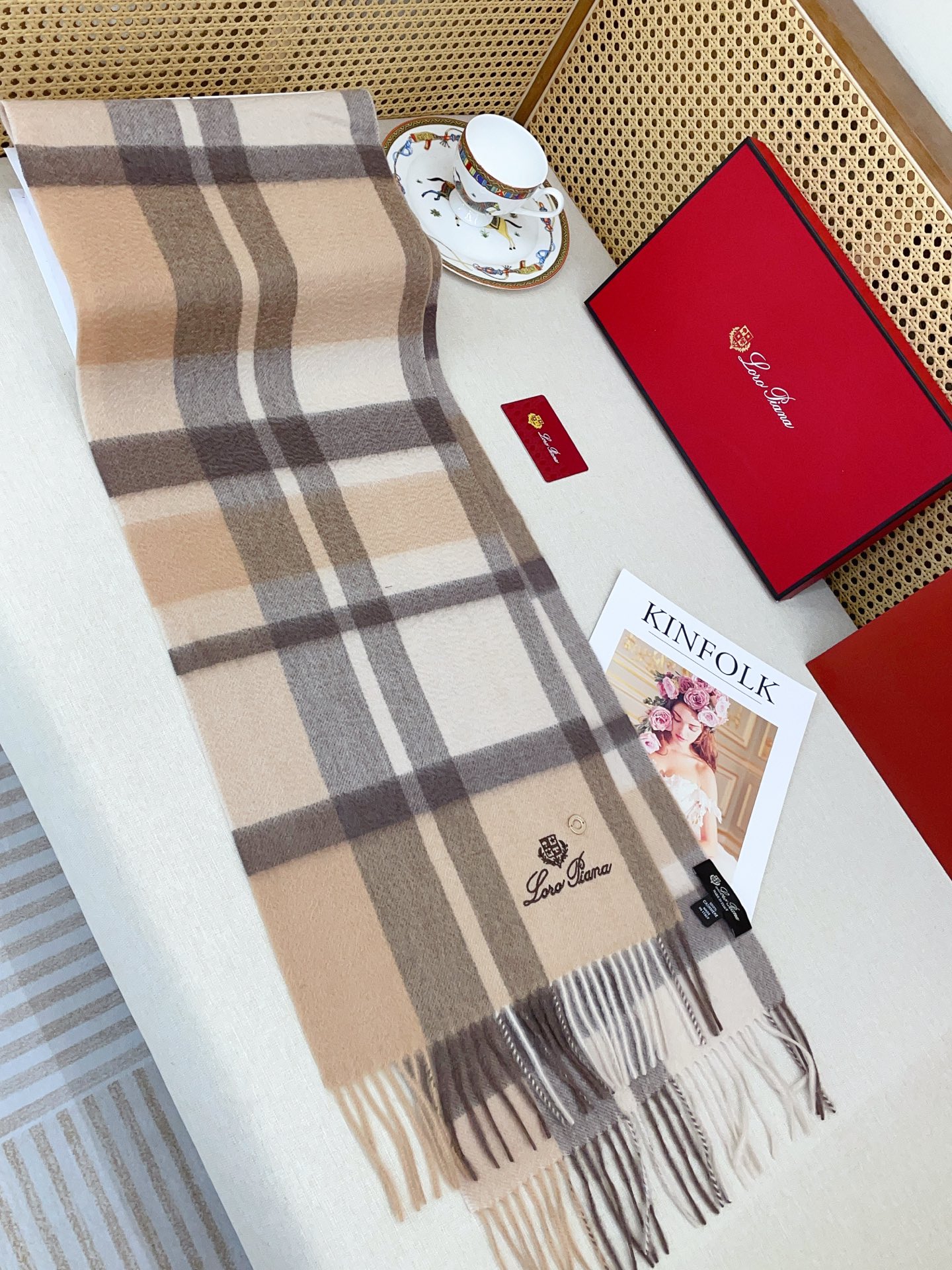 ✨✨【全羊绒款】Loro Piana · 诺悠翩雅送人自留都太高大上了😍重磅上新，爆款爆款，渠道极品硬货