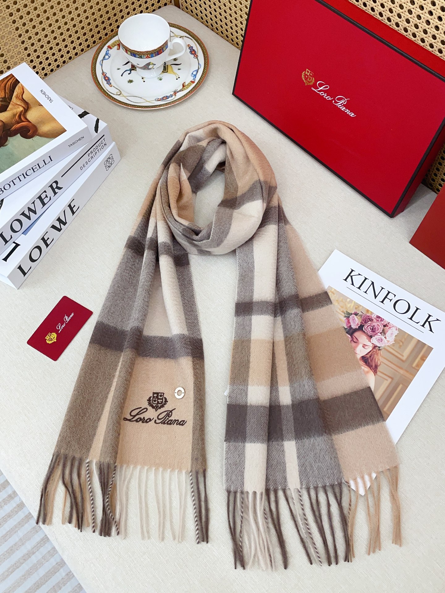 ✨✨【全羊绒款】Loro Piana · 诺悠翩雅送人自留都太高大上了😍重磅上新，爆款爆款，渠道极品硬货