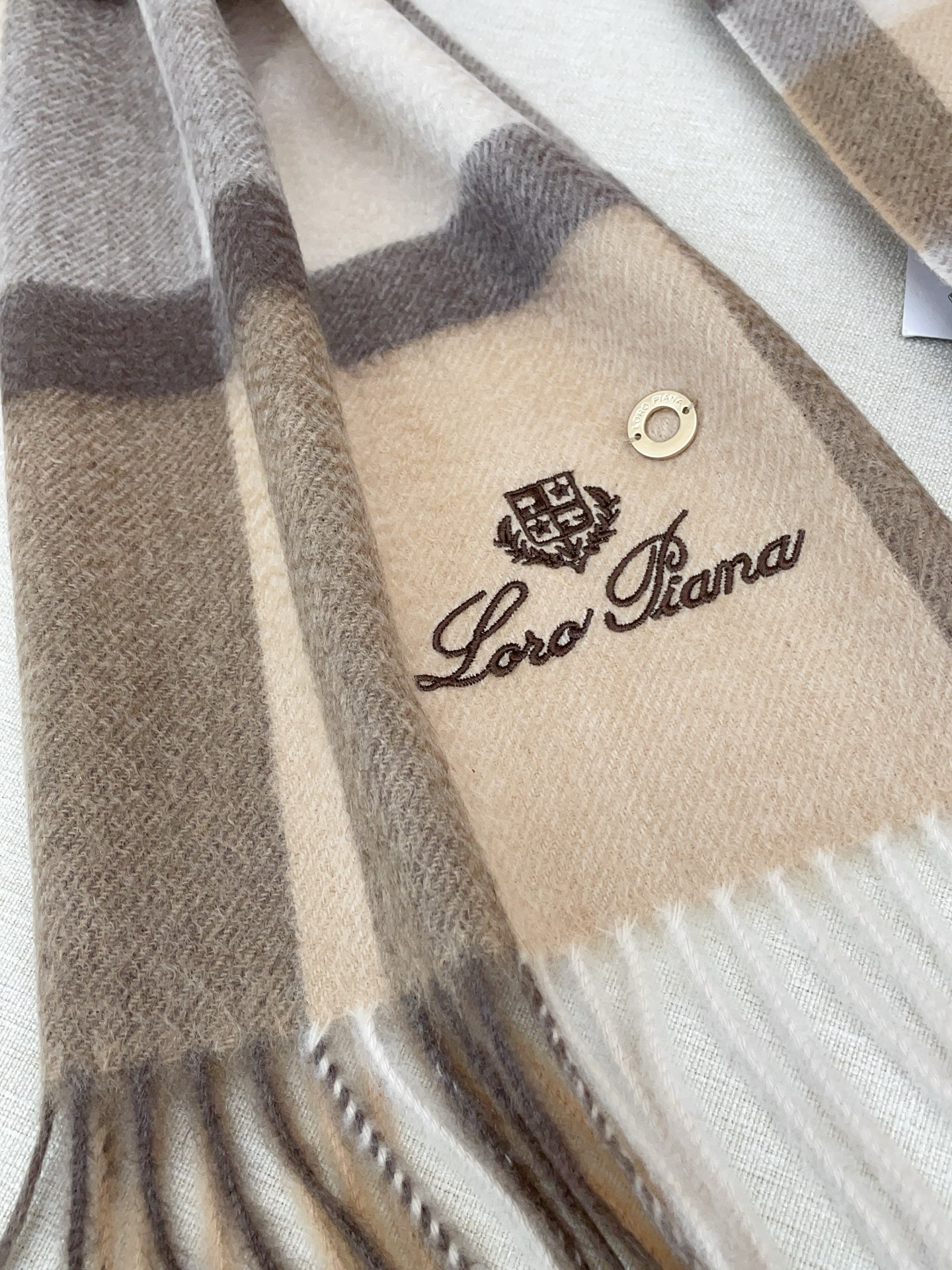 ✨✨【全羊绒款】Loro Piana · 诺悠翩雅送人自留都太高大上了😍重磅上新，爆款爆款，渠道极品硬货