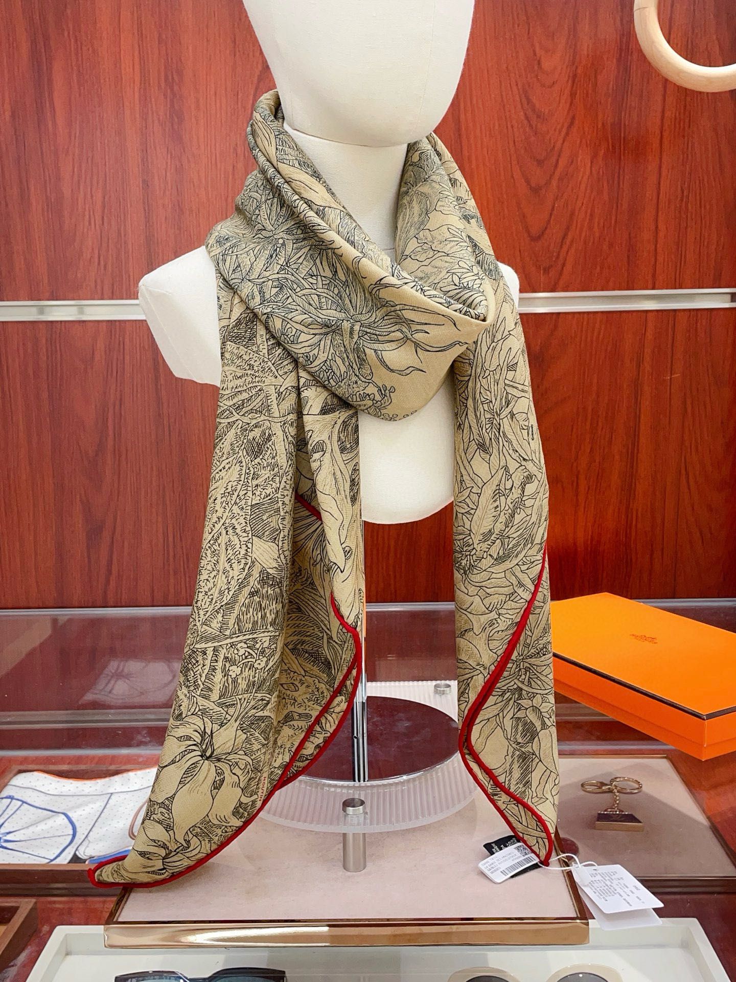 ✨✨【双面同色 丝毛款】H家羊绒新款 买了都说好看‼️推荐💕【巴勒莫植物园 140】羊绒方巾‼️H家ZG