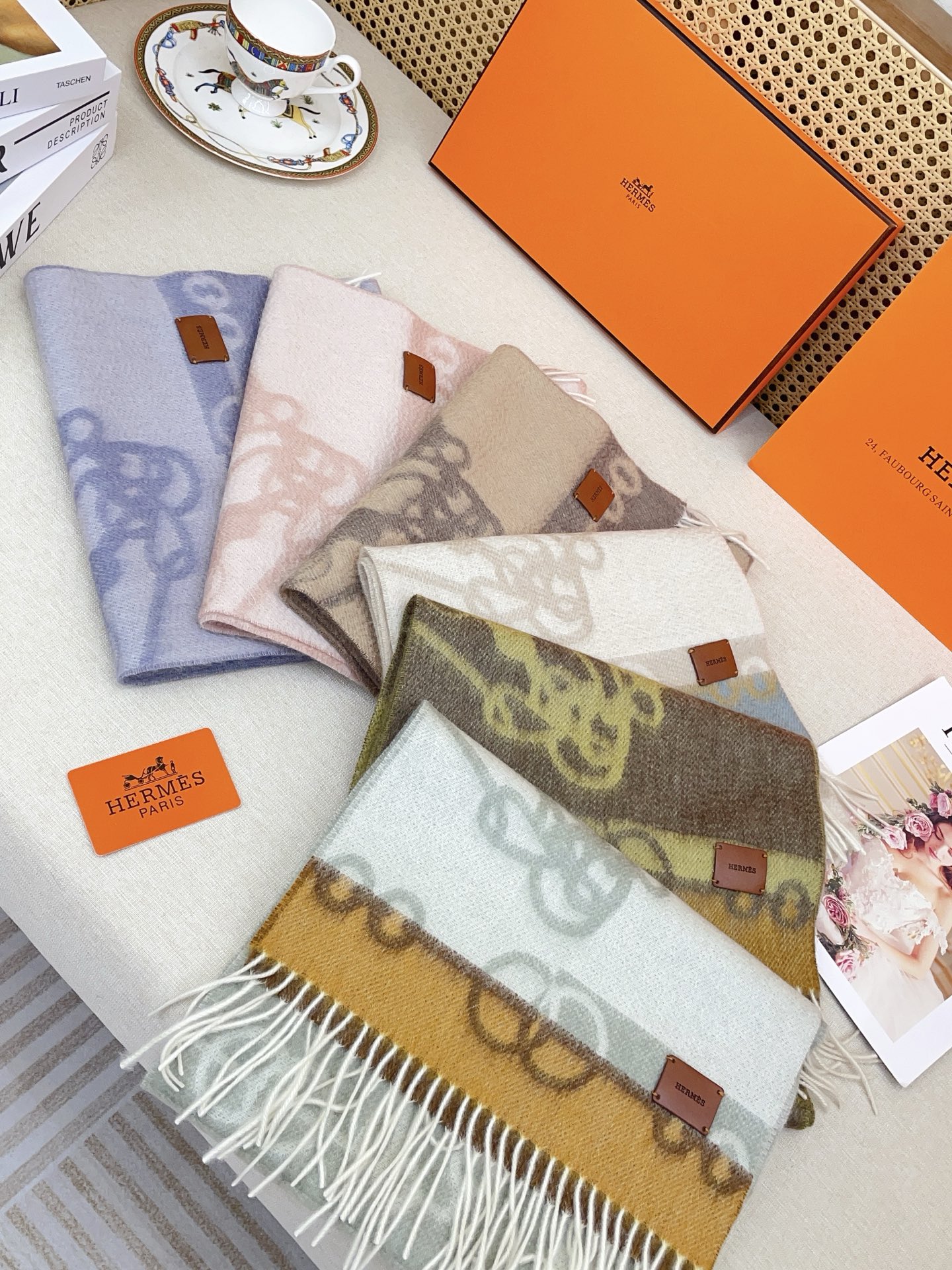 ✨✨【全羊绒款】H家新款【真皮LOGO】羊绒长巾‼️美翻了[流泪]御用殿堂级极品‼️男女同款 进口纯羊绒