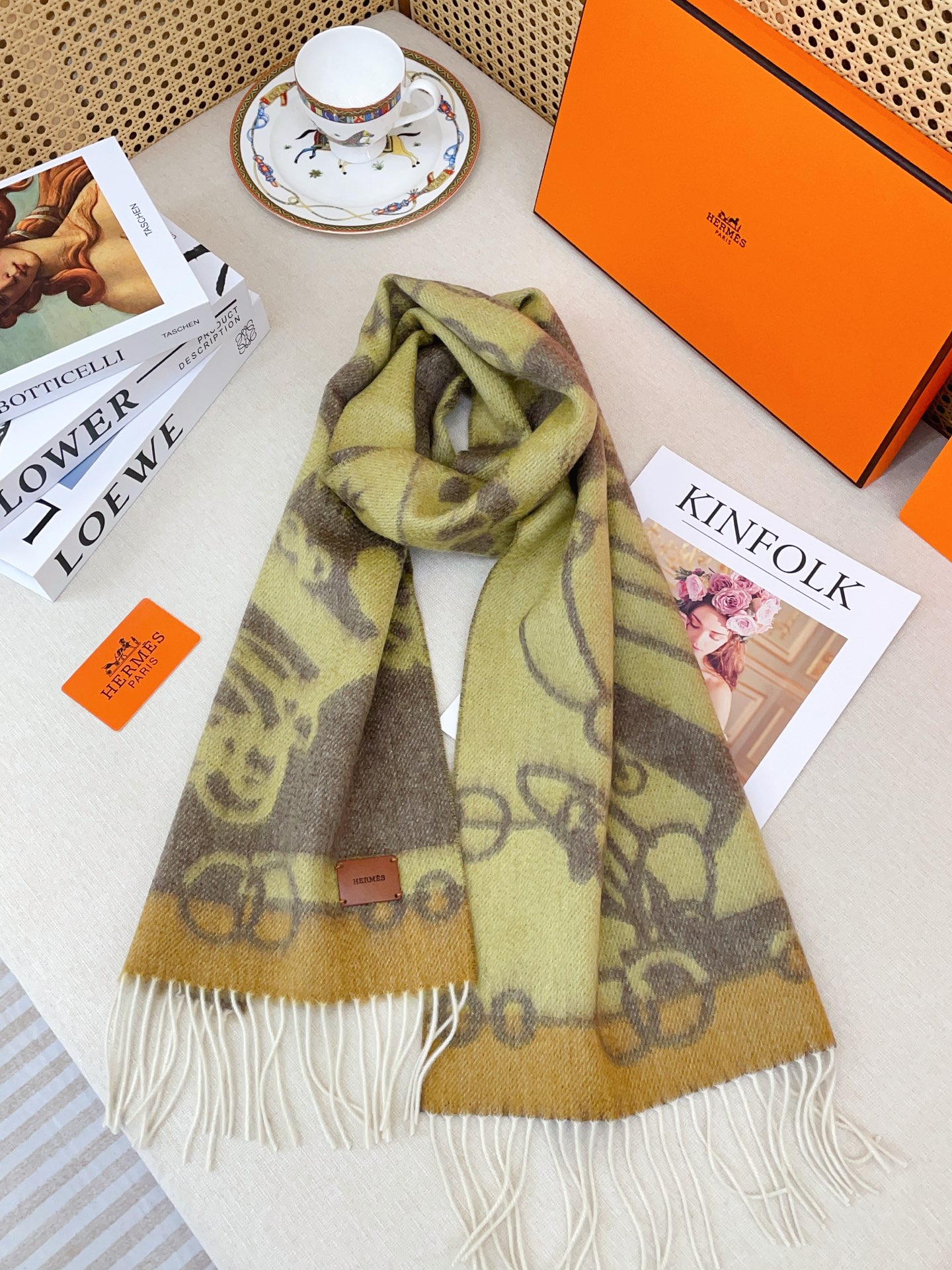 ✨✨【全羊绒款】H家新款【真皮LOGO】羊绒长巾‼️美翻了[流泪]御用殿堂级极品‼️男女同款 进口纯羊绒