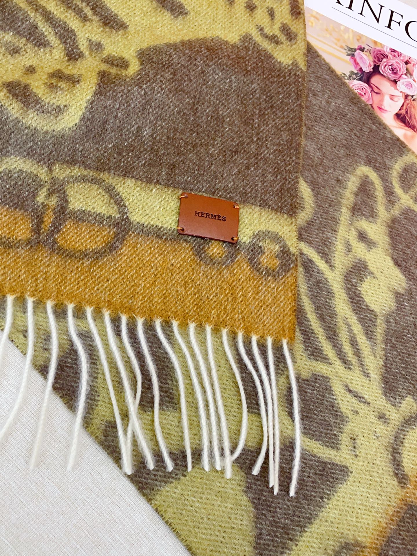 ✨✨【全羊绒款】H家新款【真皮LOGO】羊绒长巾‼️美翻了[流泪]御用殿堂级极品‼️男女同款 进口纯羊绒