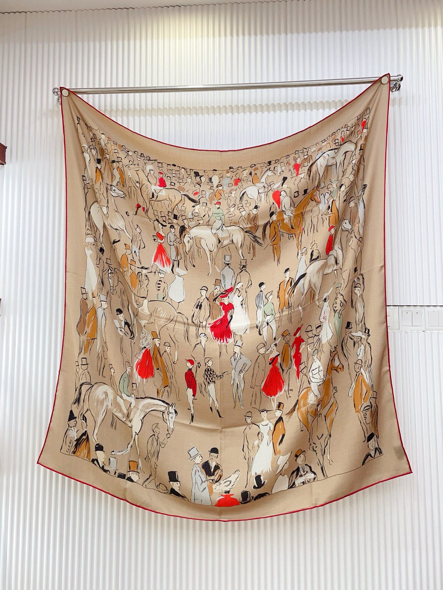 ✨✨【5️⃣色品质 双面同色 丝毛款】H家羊绒新款 买了都说好看‼️推荐💕【遛马场 140】羊绒方巾‼️